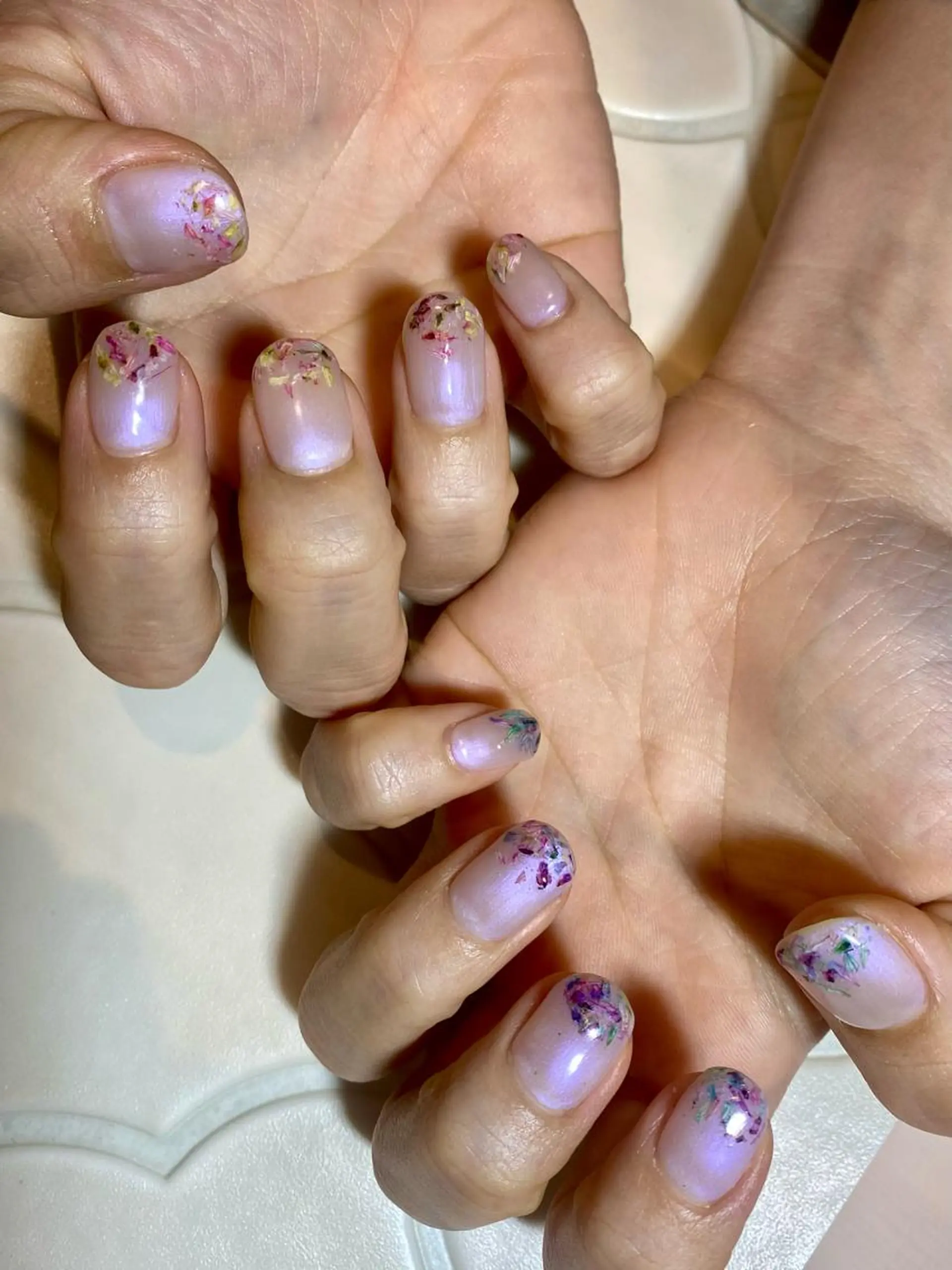ネイル フラワーネイル ホワイト maa kasi所属・maa kasi ⭐︎Makiのネイルデザイン