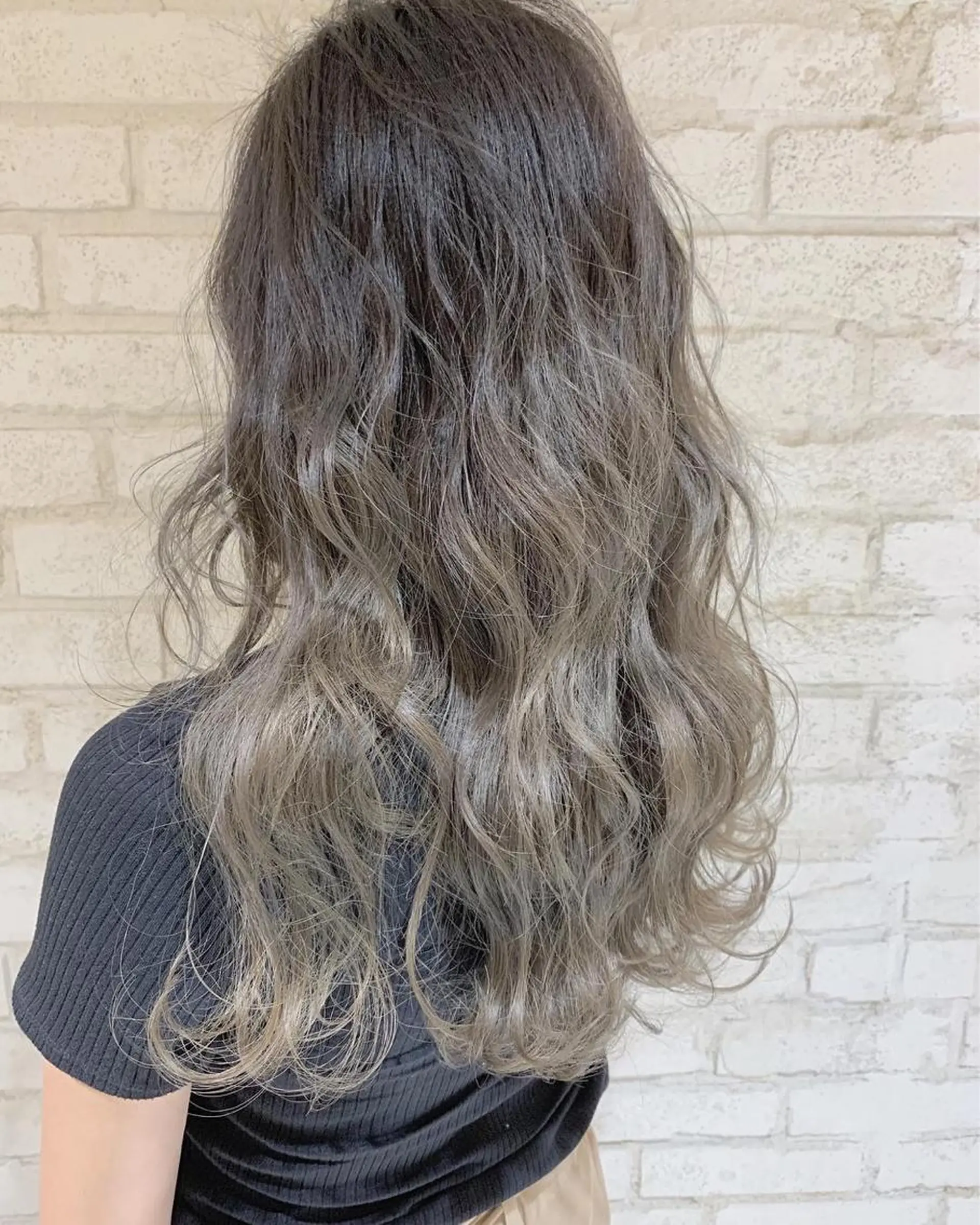 ミディアム ヘアカラー トリートメント VOICE　hair所属・レイヤーカット 川田くるみのヘアスタイル