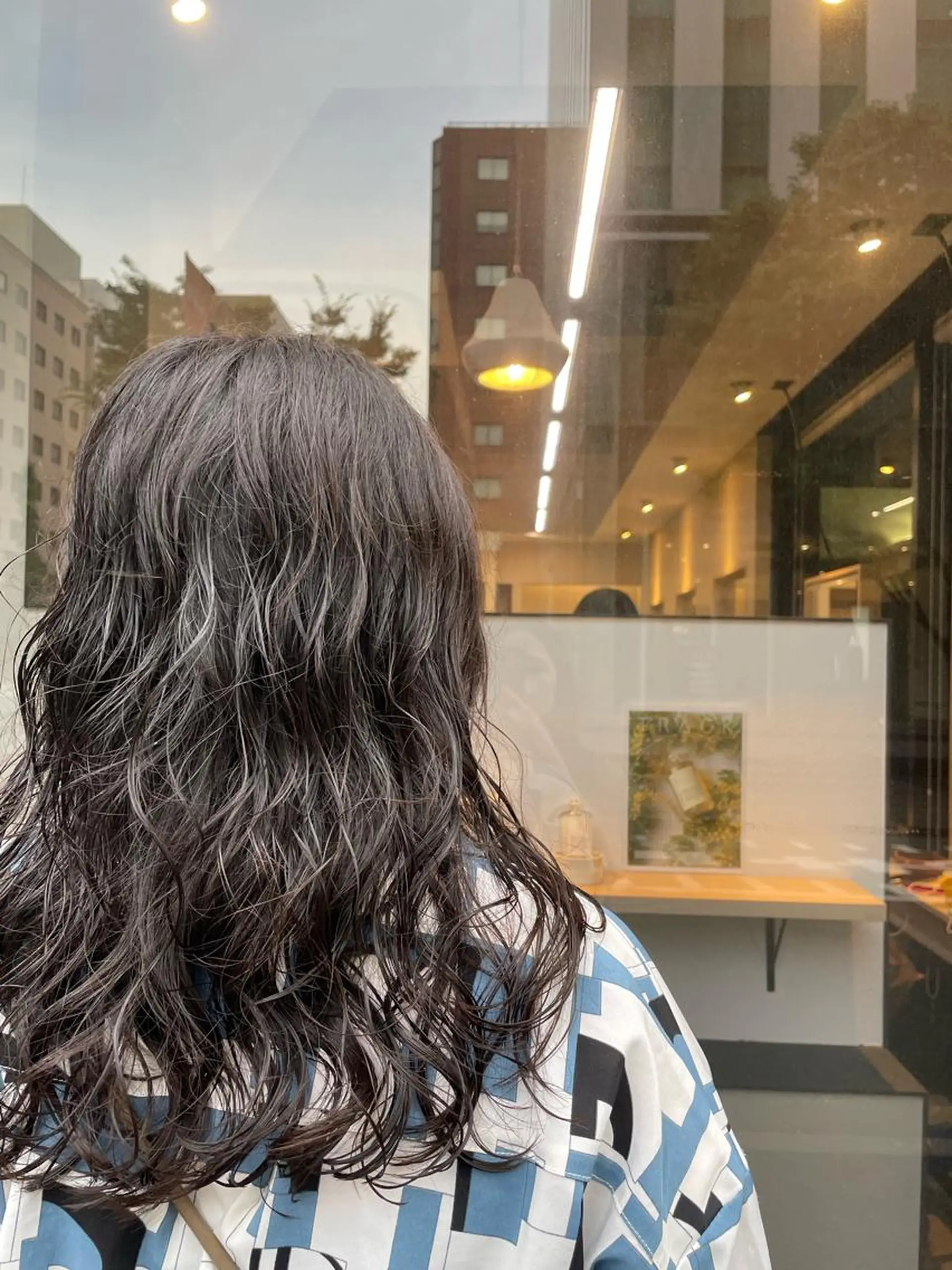 ロング パーマ なかしま まなかのヘアスタイル