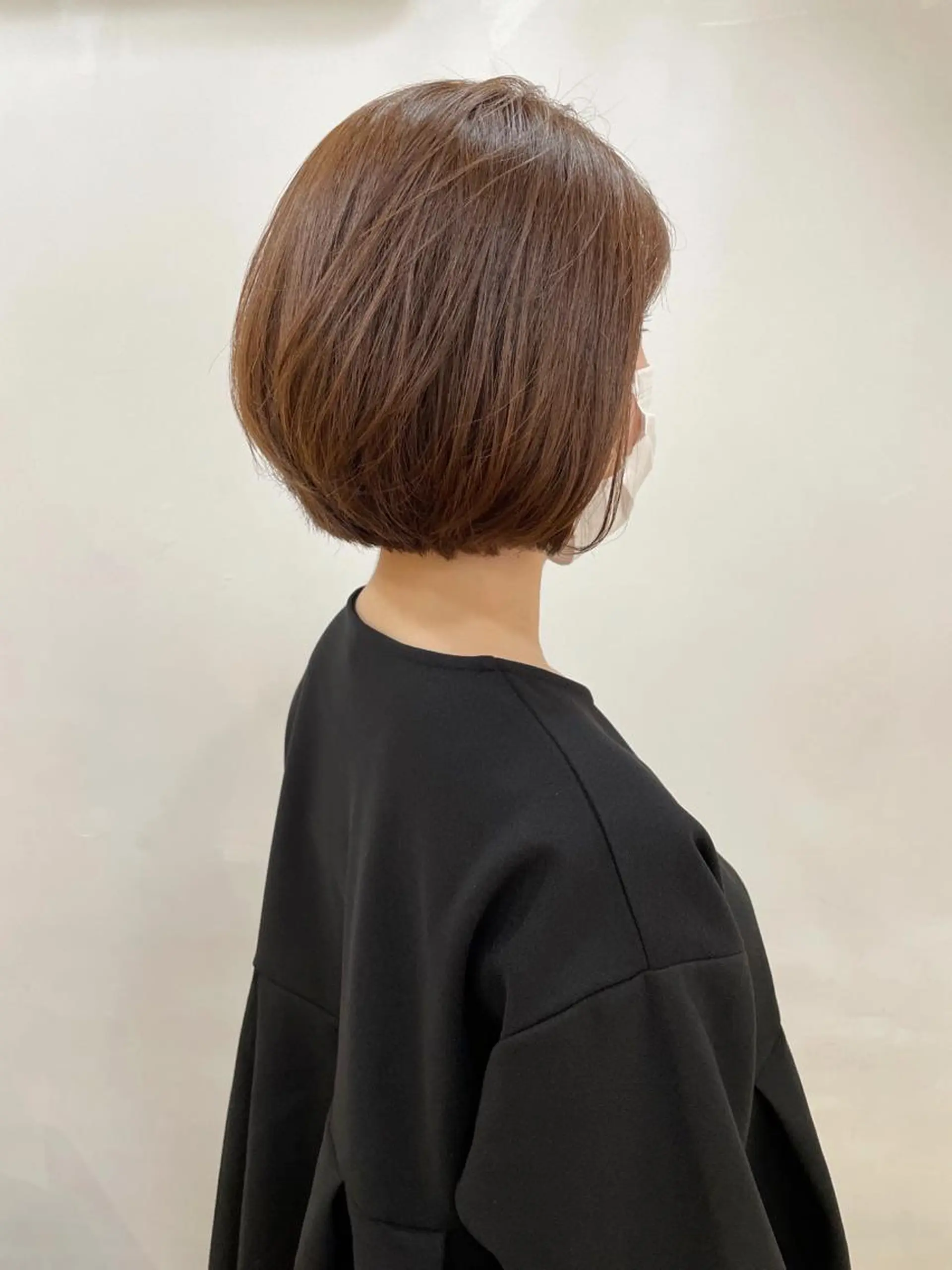 ショート カラー あずまぐち めぐみのヘアスタイル