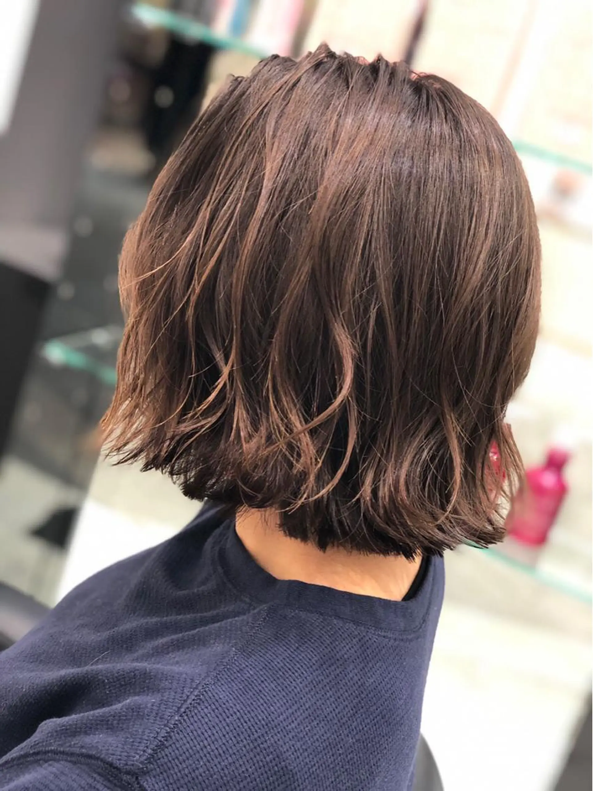 ミディアム 岸 保奈美のヘアスタイル