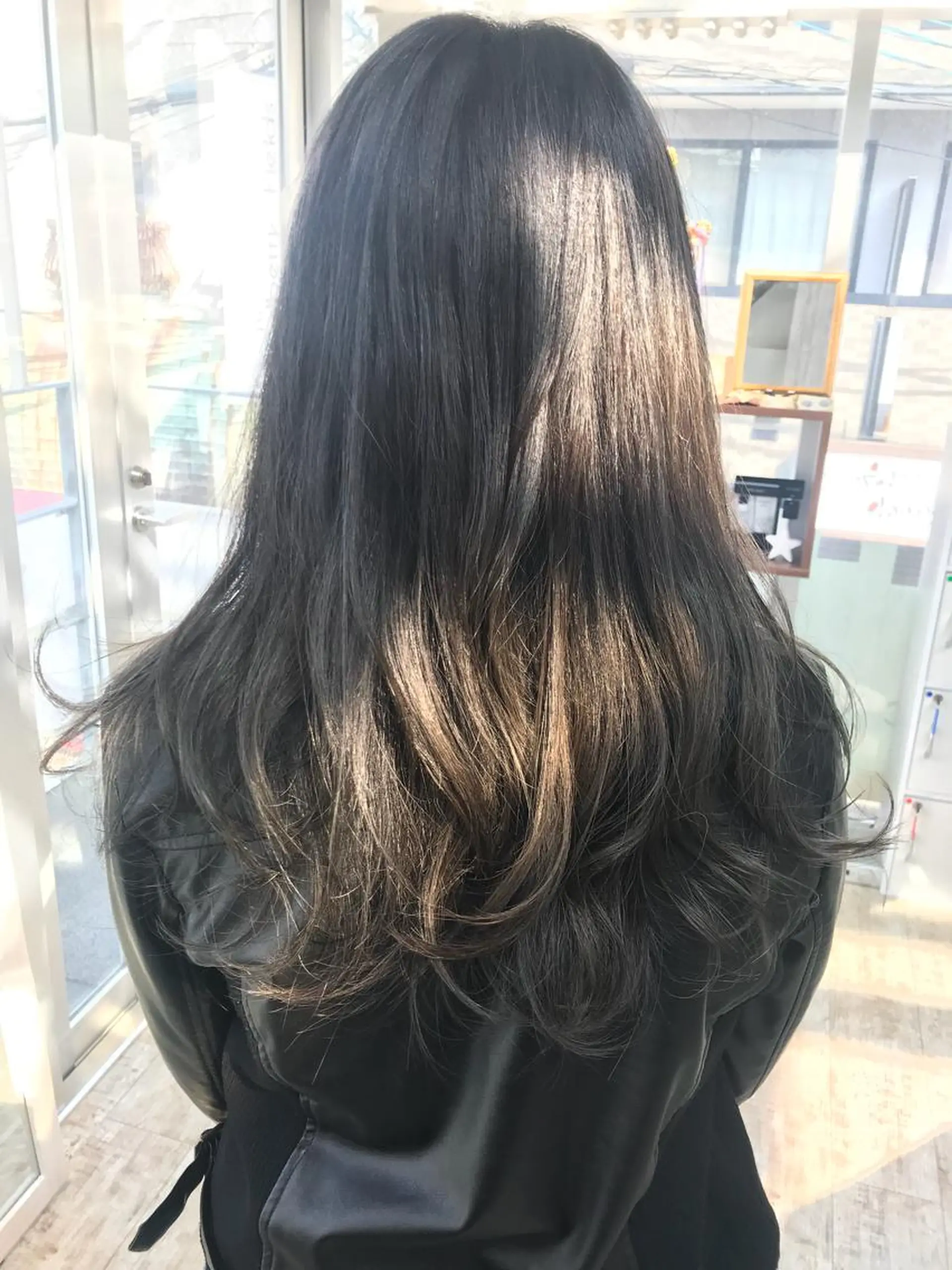 ミディアム ハイライト flui hair所属・ショート✨美髪矯正✨ wasaiのヘアスタイル