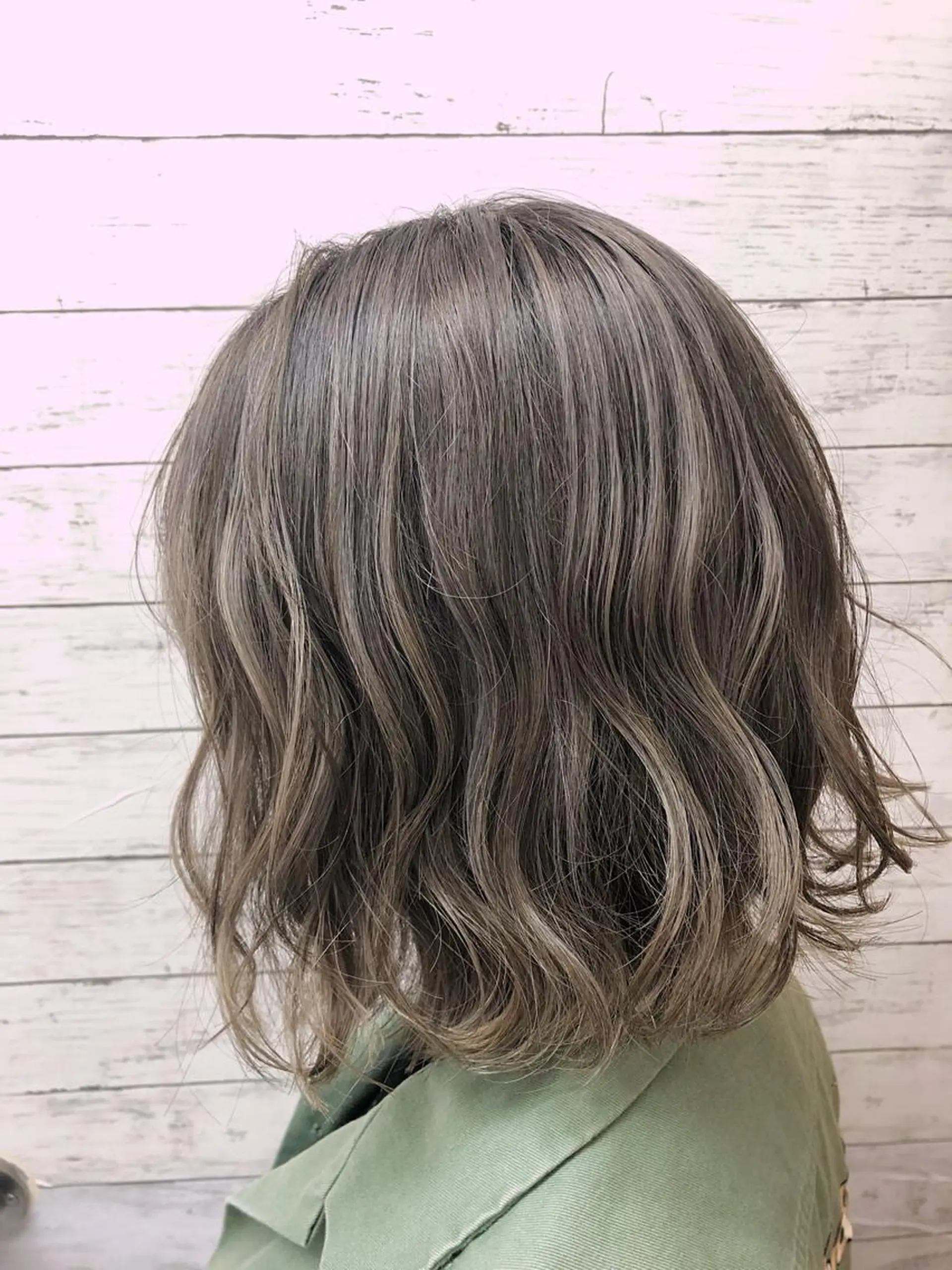 ミディアム ハイライト 韓国ヘア🤍髪質改善 🇰🇷AKANEのヘアスタイル