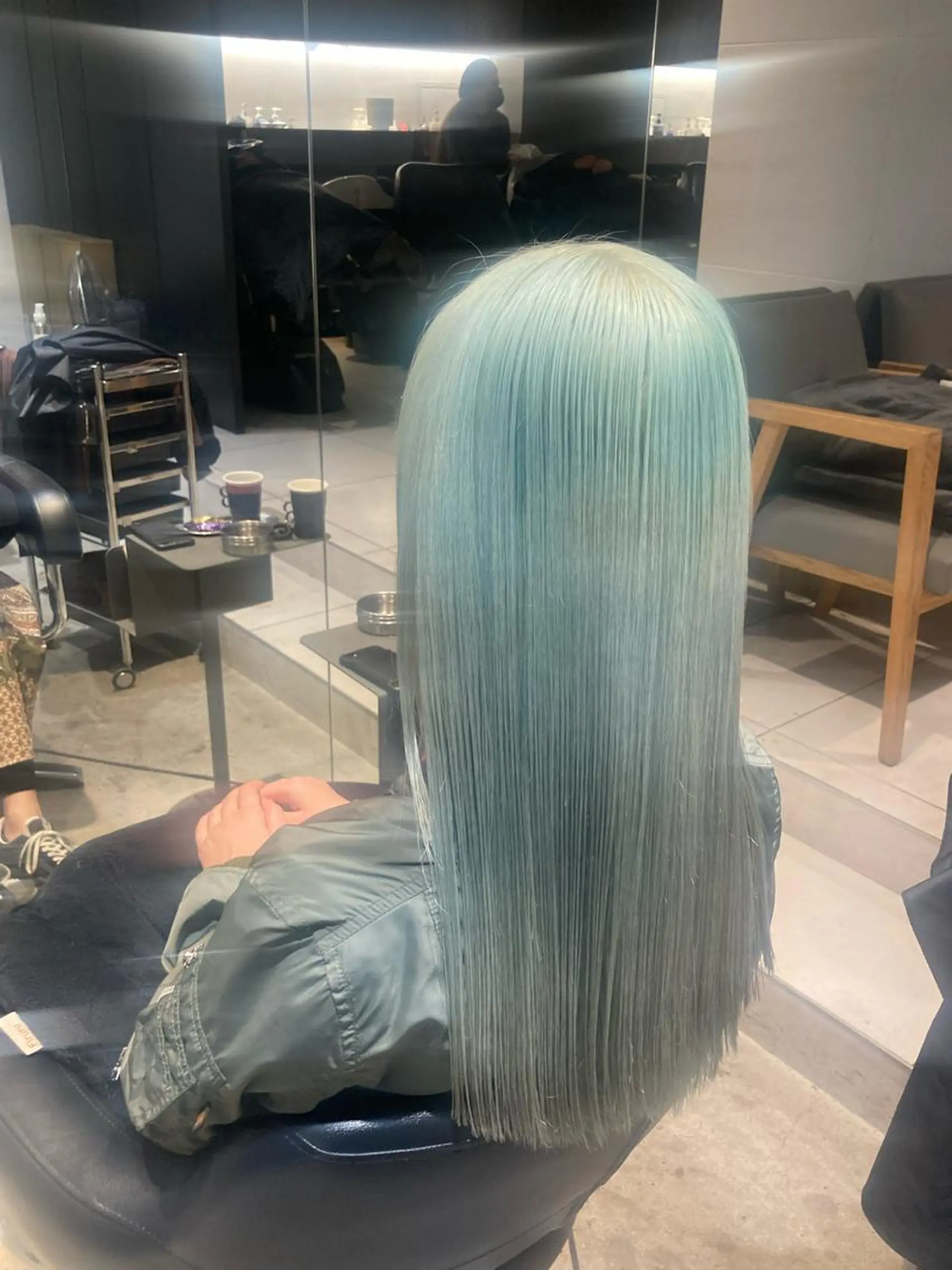 ミディアム カラー ブルーカラー 🌈ウルトワ水素 髪質改善naru🌈のヘアスタイル