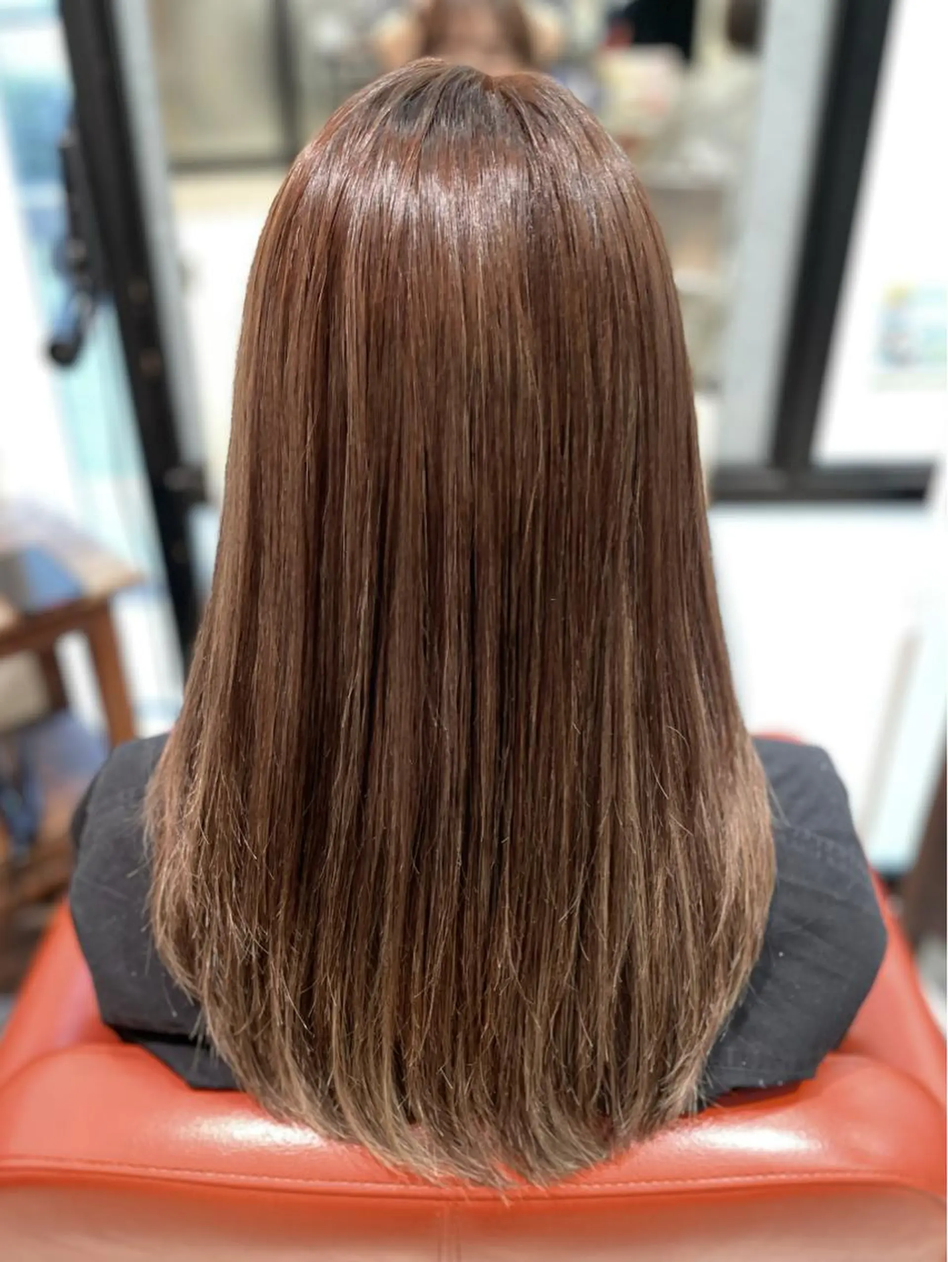 セミロング カラー 井上 武輝のヘアスタイル