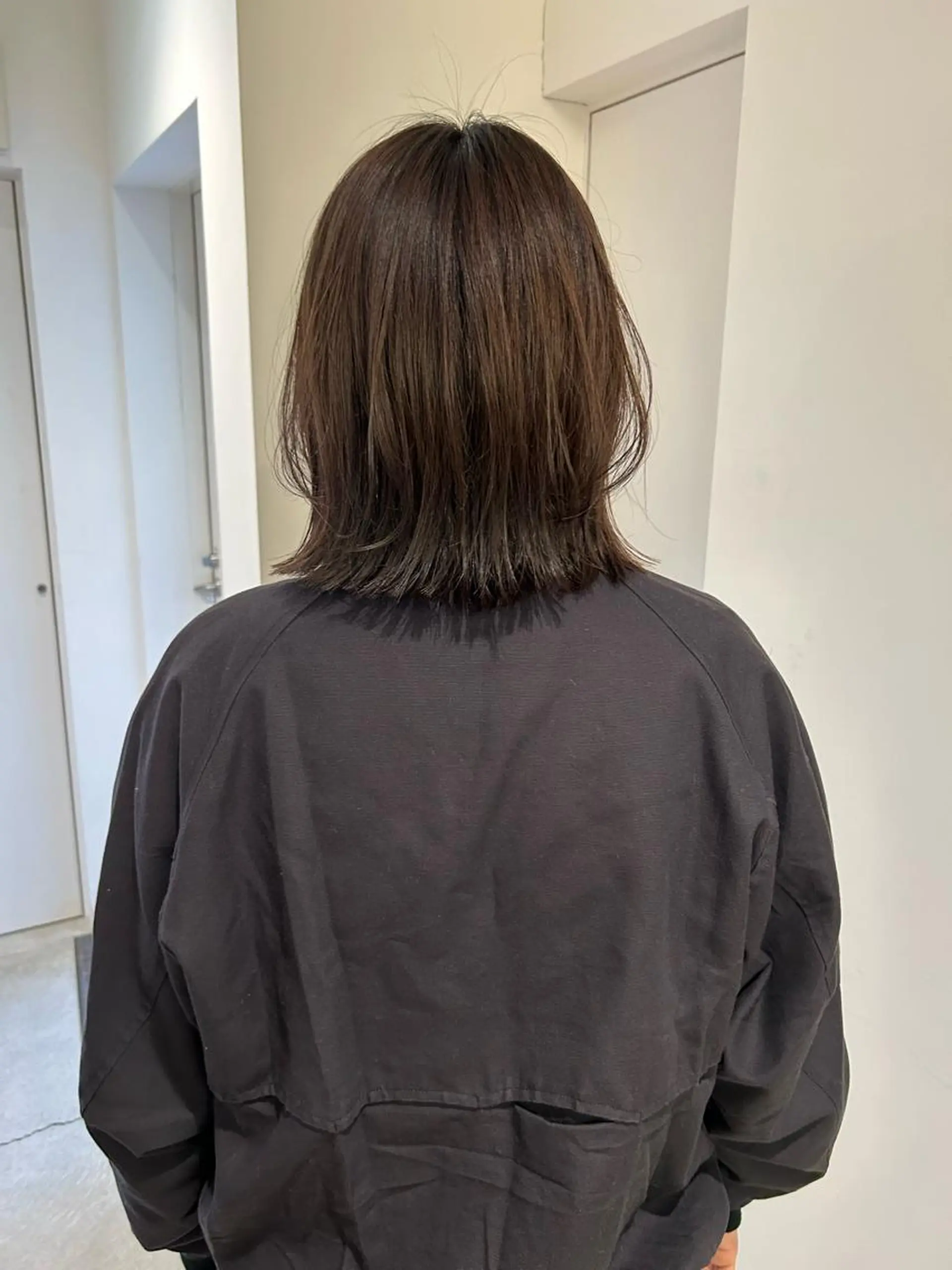 ミディアム カラー ボブレイヤー ボブ レイヤーカット 、 、のヘアスタイル