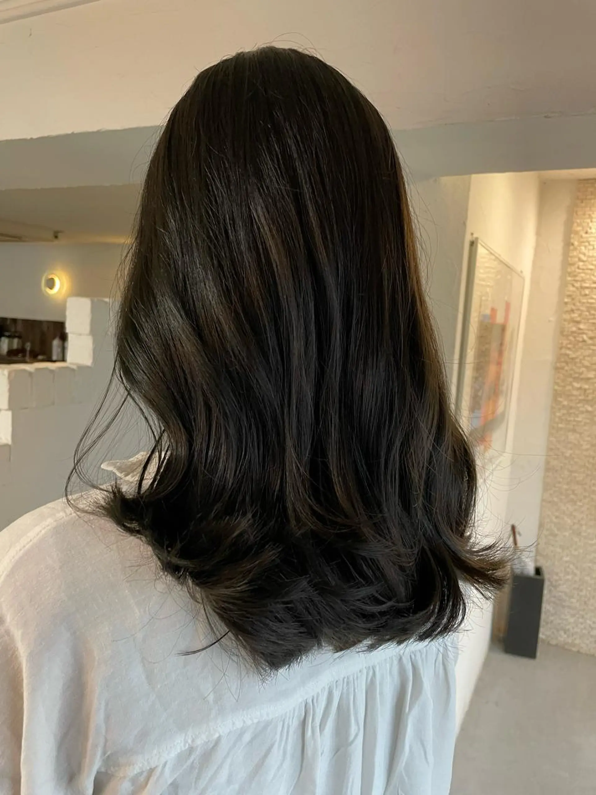 ミディアム カット ヘアカラー トリートメント 平 ちひろのヘアスタイル