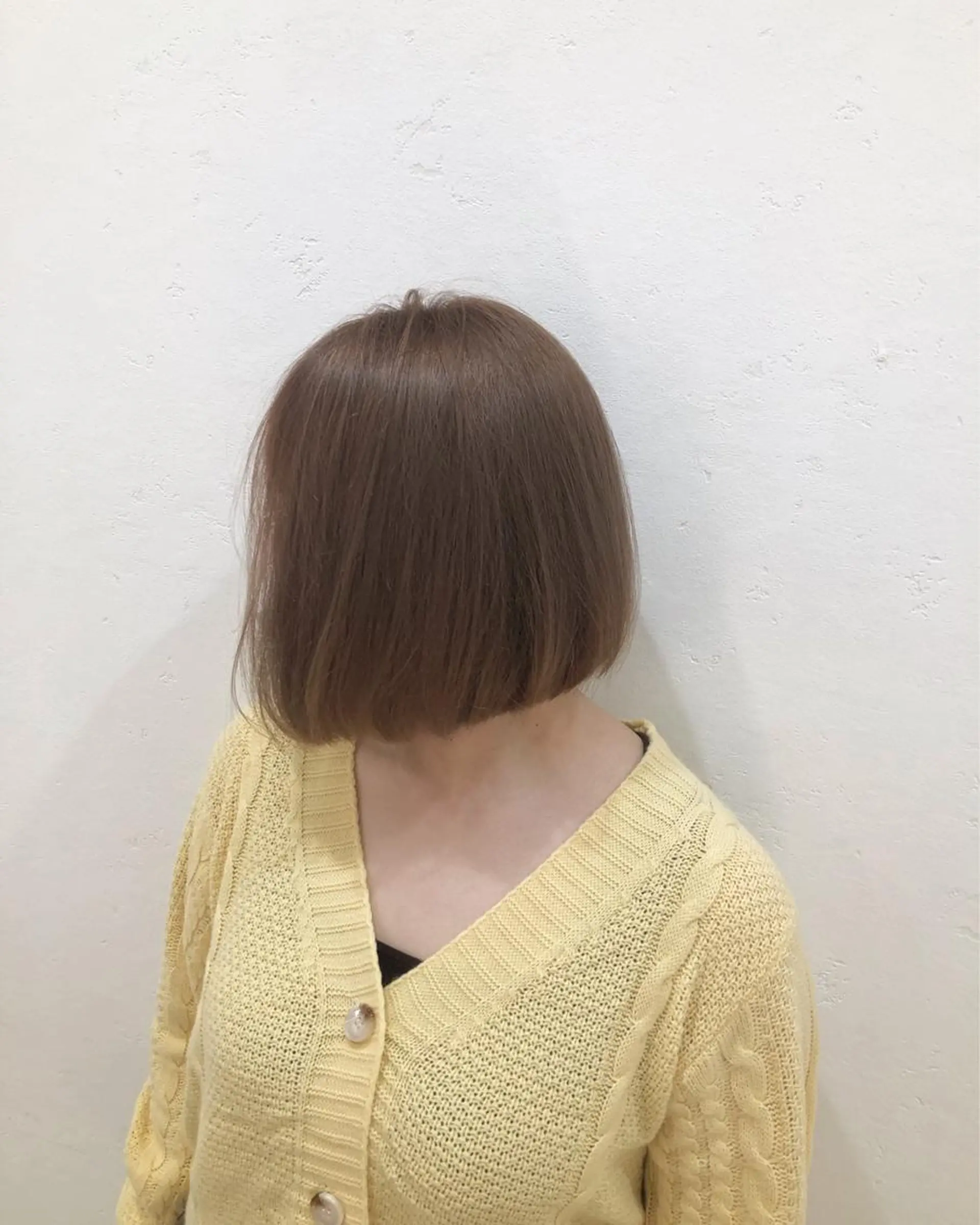 ショート カラー ベージュカラー ミルクティーベージュ ボブ カット トリートメント ニュアンスカラー🫧 加納のヘアスタイル