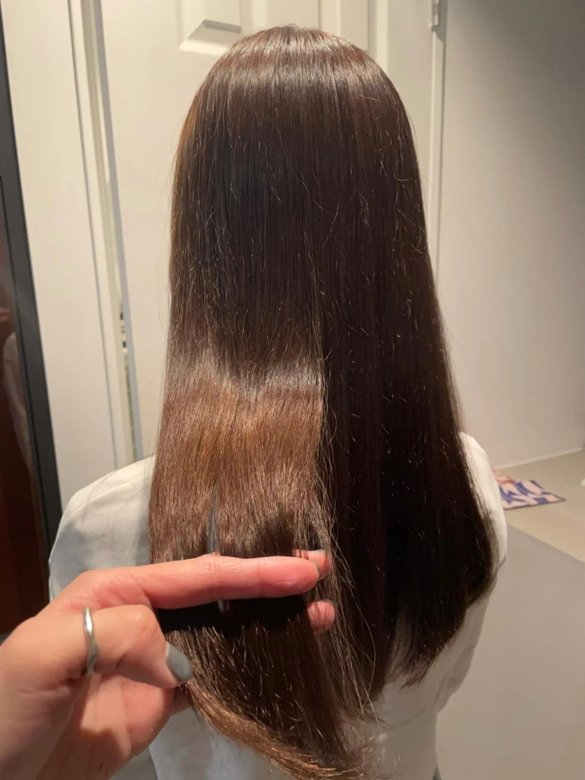 ロング カラー アッシュ ベージュカラー 縮毛矯正 ヘアカラー トリートメント 中目黒🌼 🌼ハナのヘアスタイル