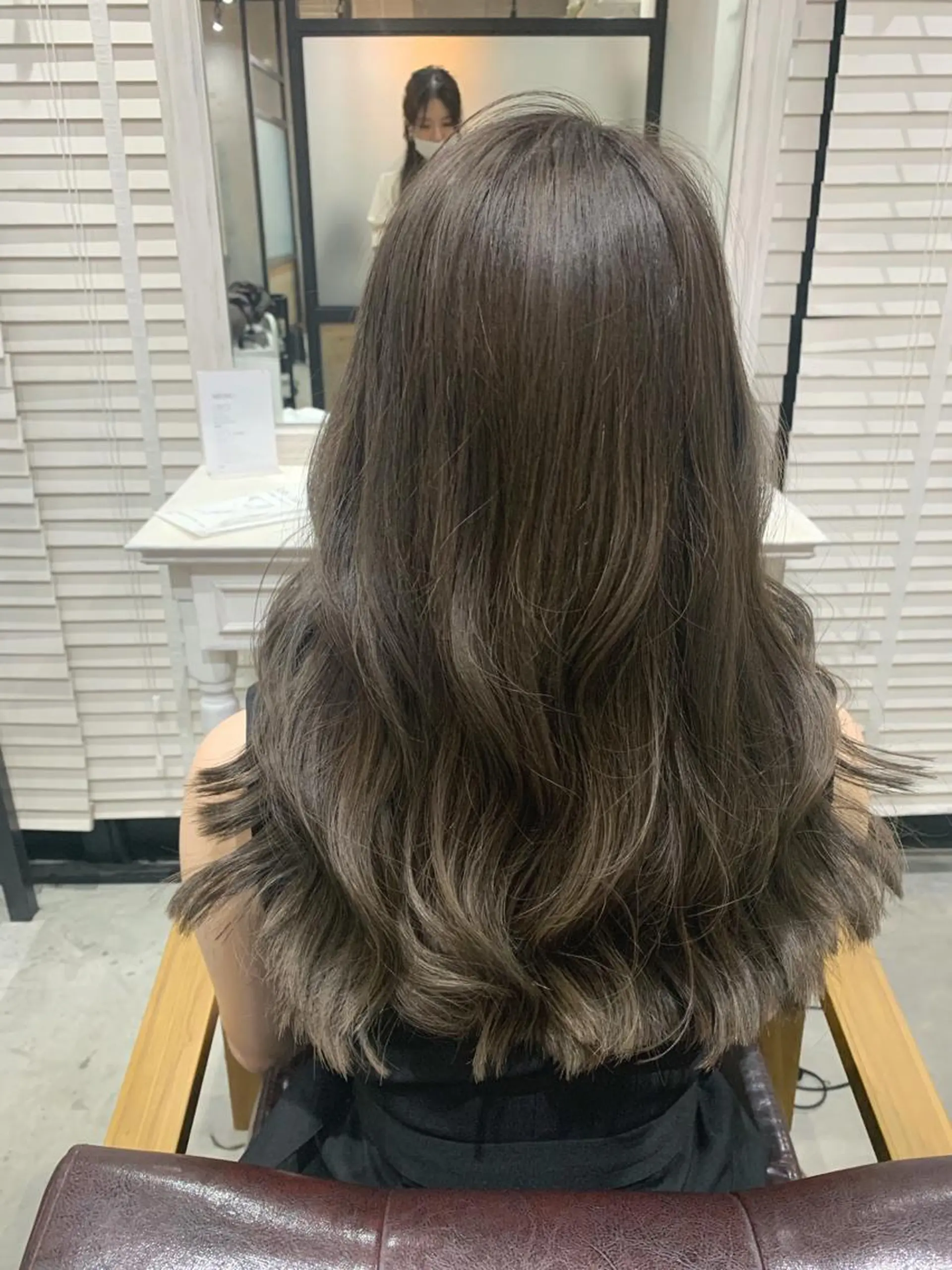 ロング ヘアカラー LITTLE _KATOのヘアスタイル