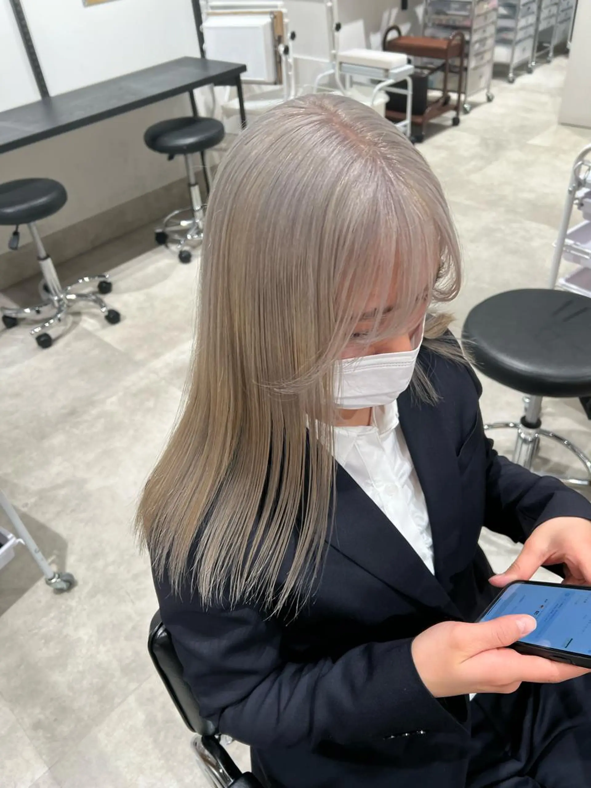 セミロング GO TO DAY 渋谷モディ店所属・艶髪 mayuka💖のヘアスタイル