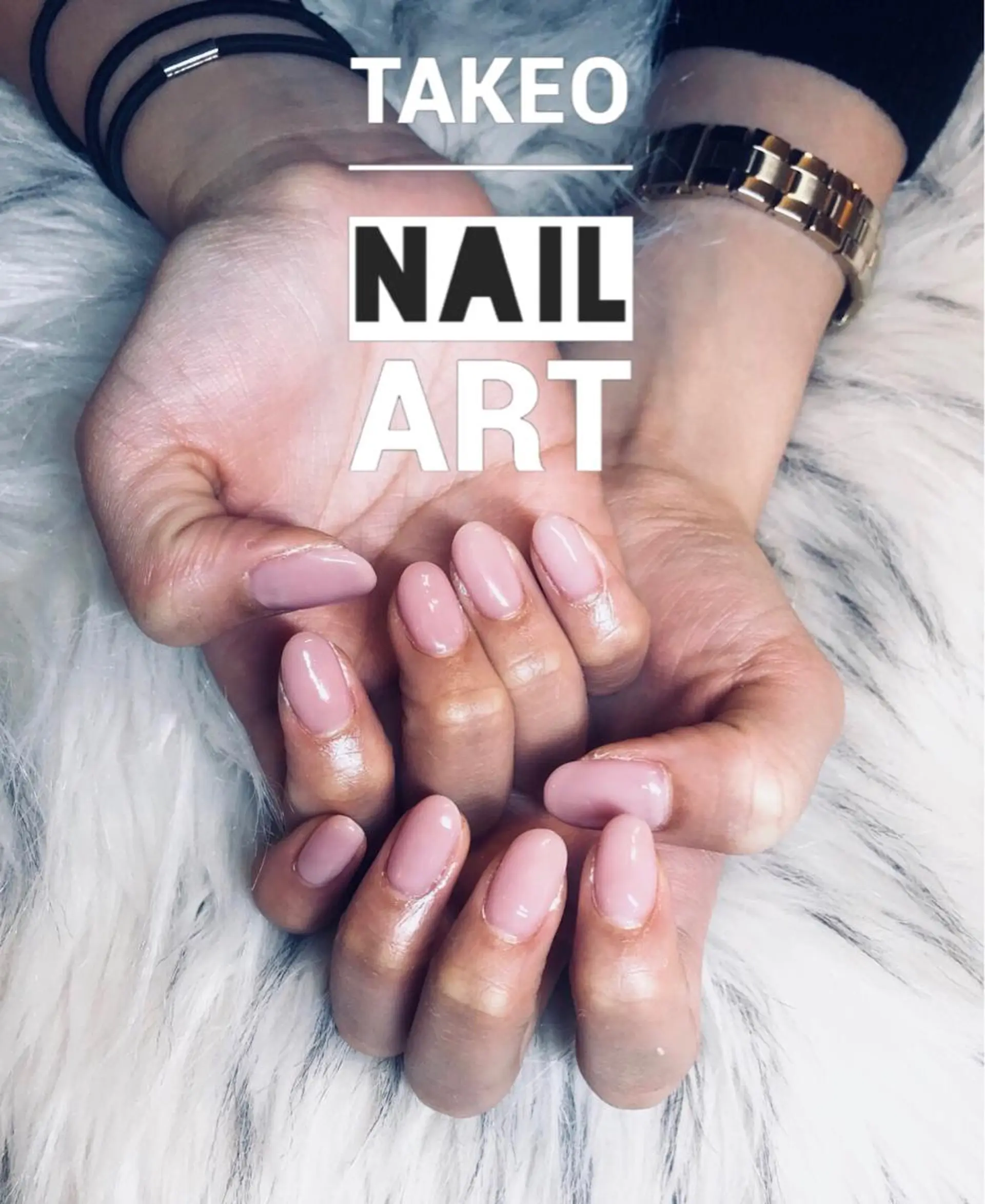ミディアム ネイル ピンク ピンクベージュ ハンドネイル ハンドケア nail&eye Aoのマツエク・マツパデザイン