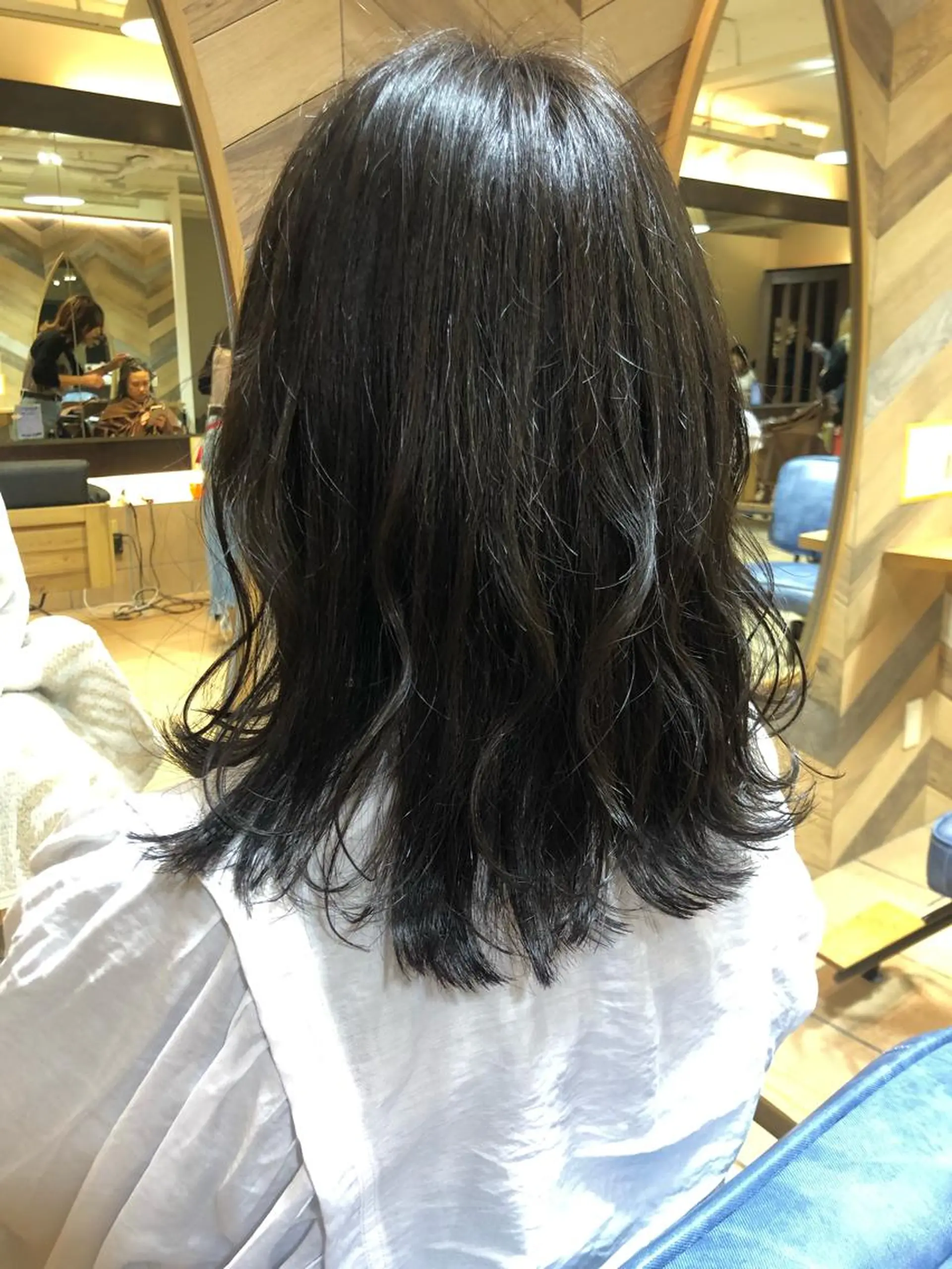 セミロング effect所属・SATO YUKA🌟のヘアスタイル
