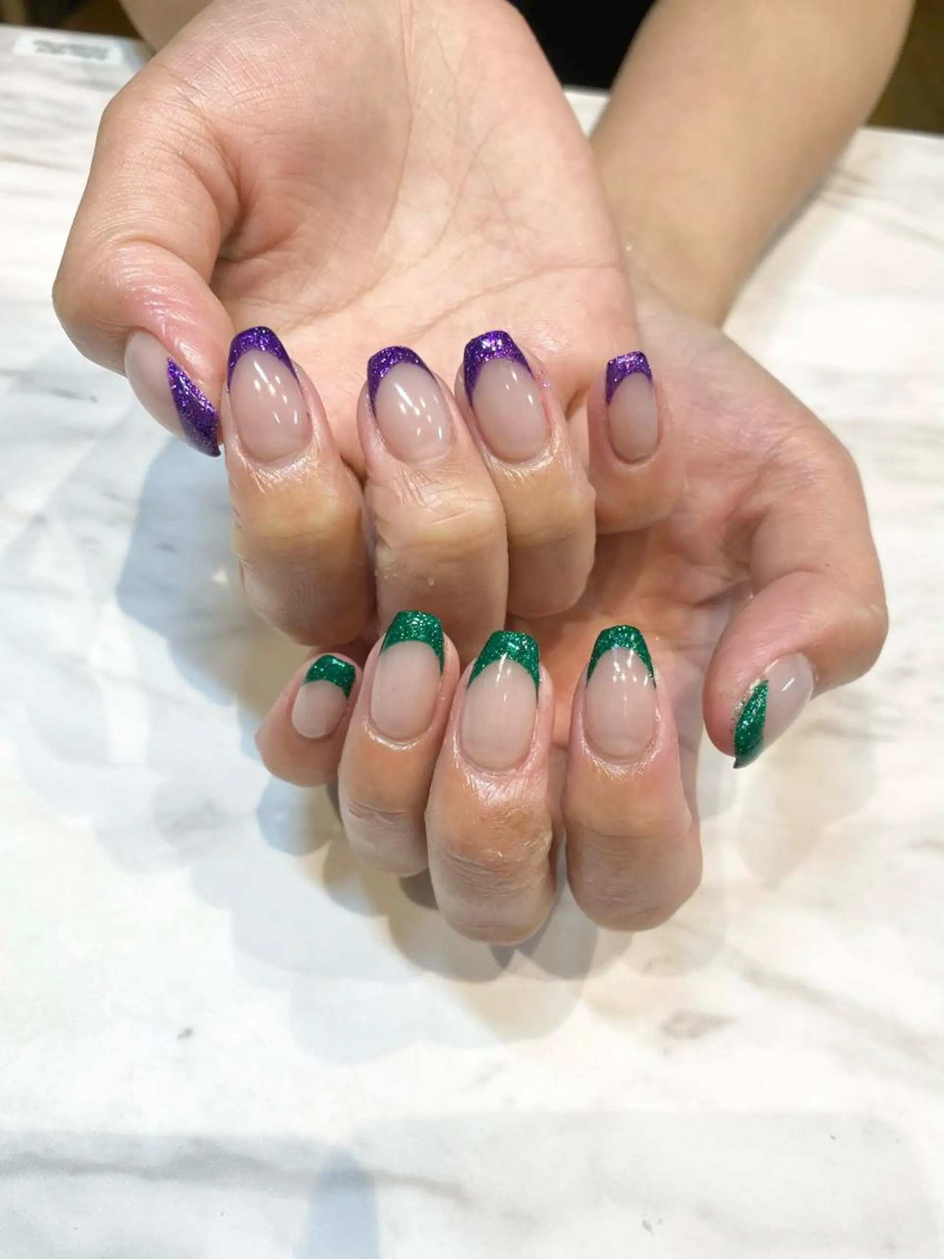 ネイル ハンドネイル 京都レイヤーカット/ 縮毛矯正/羽柴りくのヘアスタイル