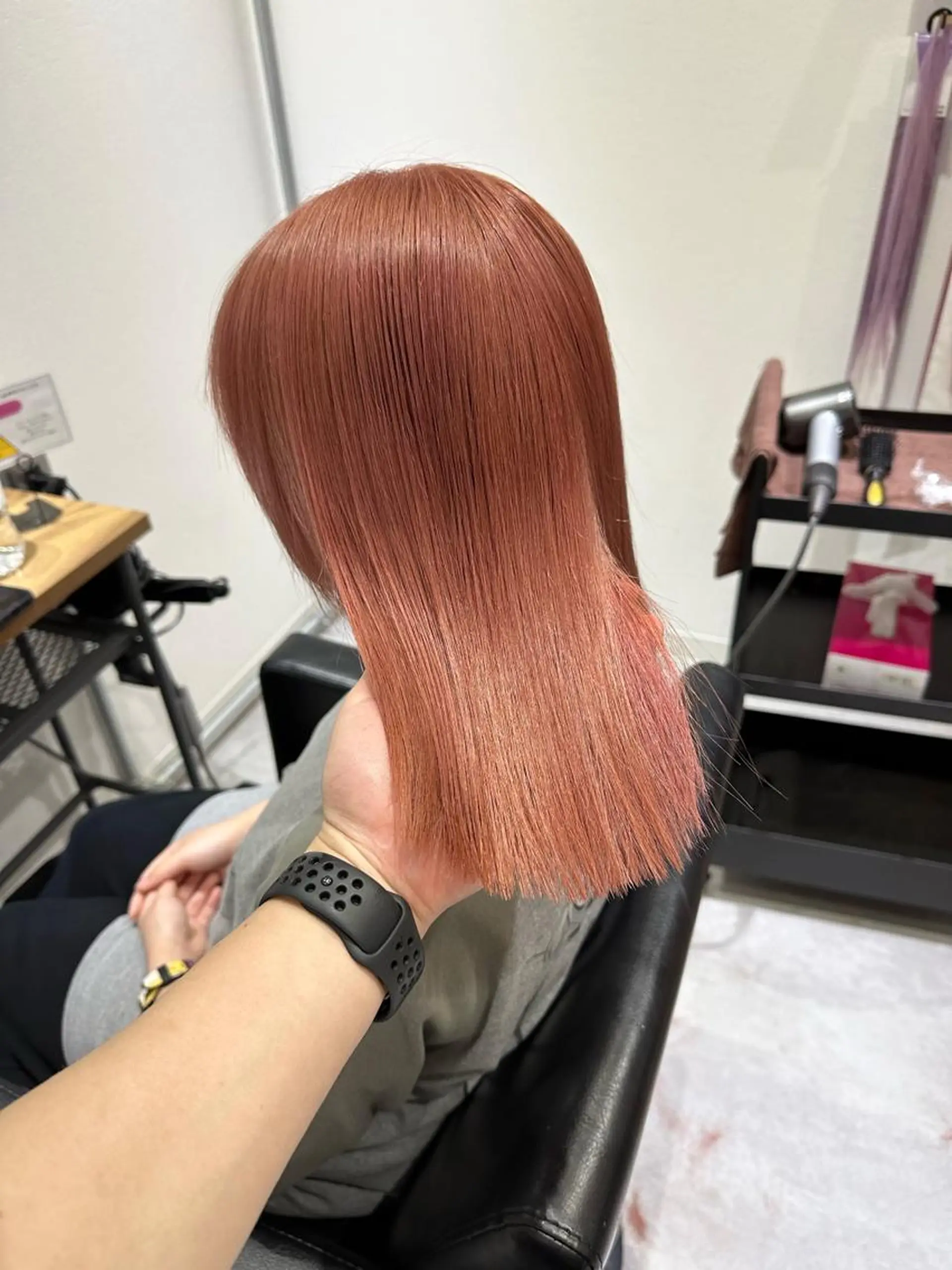 セミロング カラー ベージュカラー ダブルカラー ハイトーンカラー ピンクカラー ピンクベージュ KEISUKE/ 艶カラー🧡エクステのヘアスタイル