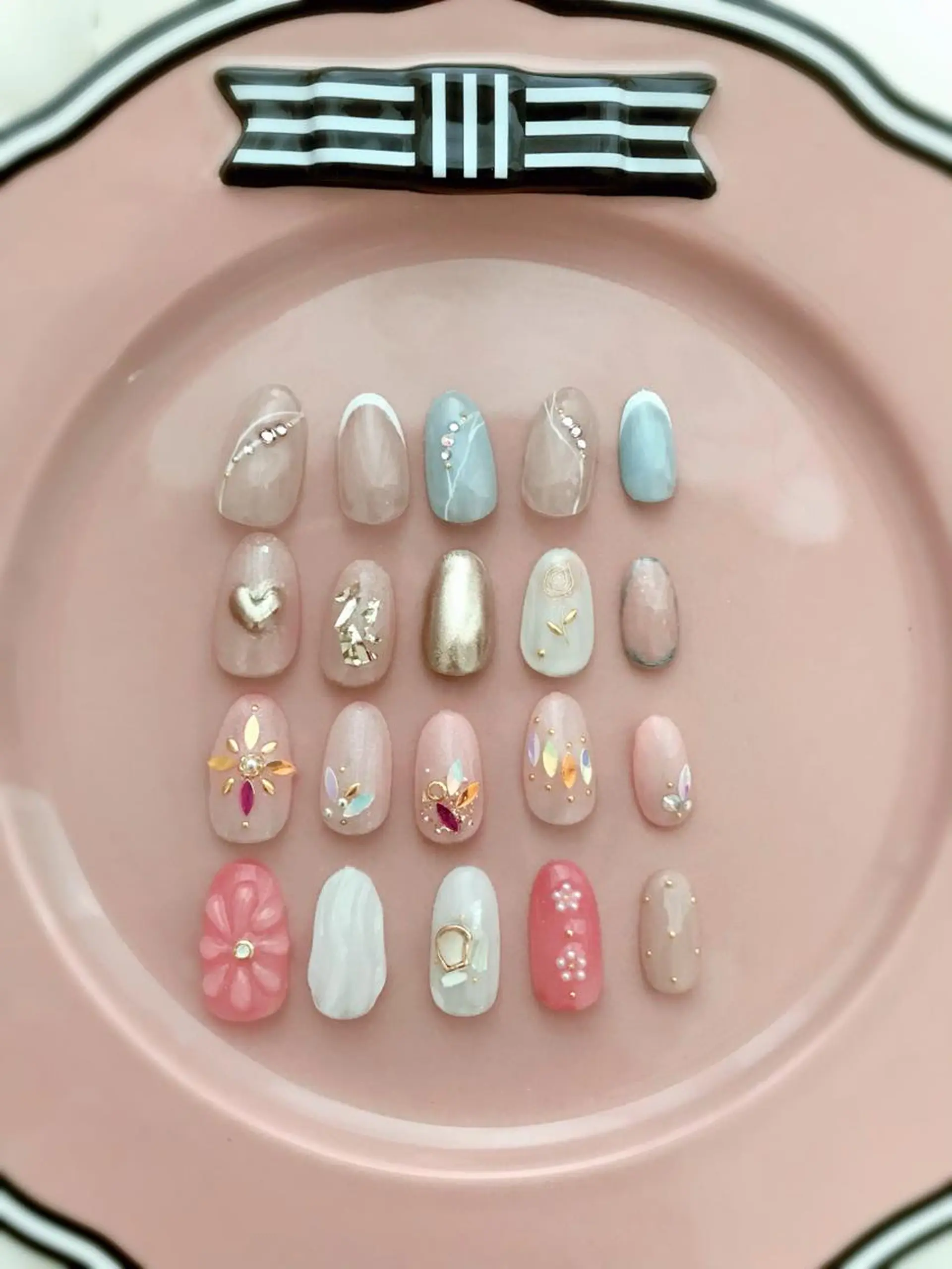 ネイル アートネイル beauty ☪︎moonのネイルデザイン