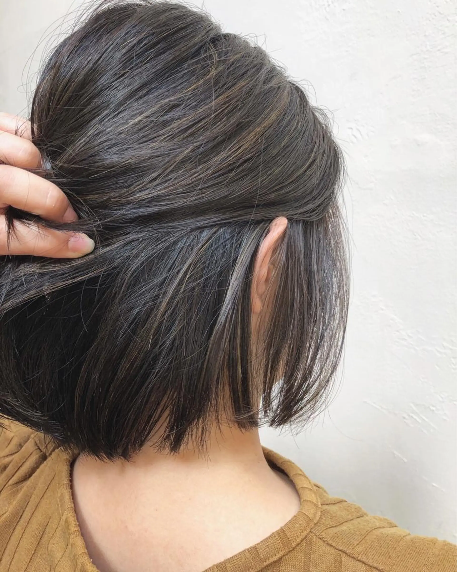 ショート カラー ハイライトカラー ハイライト luve heart's And Be  minamisemba所属・脇坂 佳世の眉毛・アイブロウイメージ