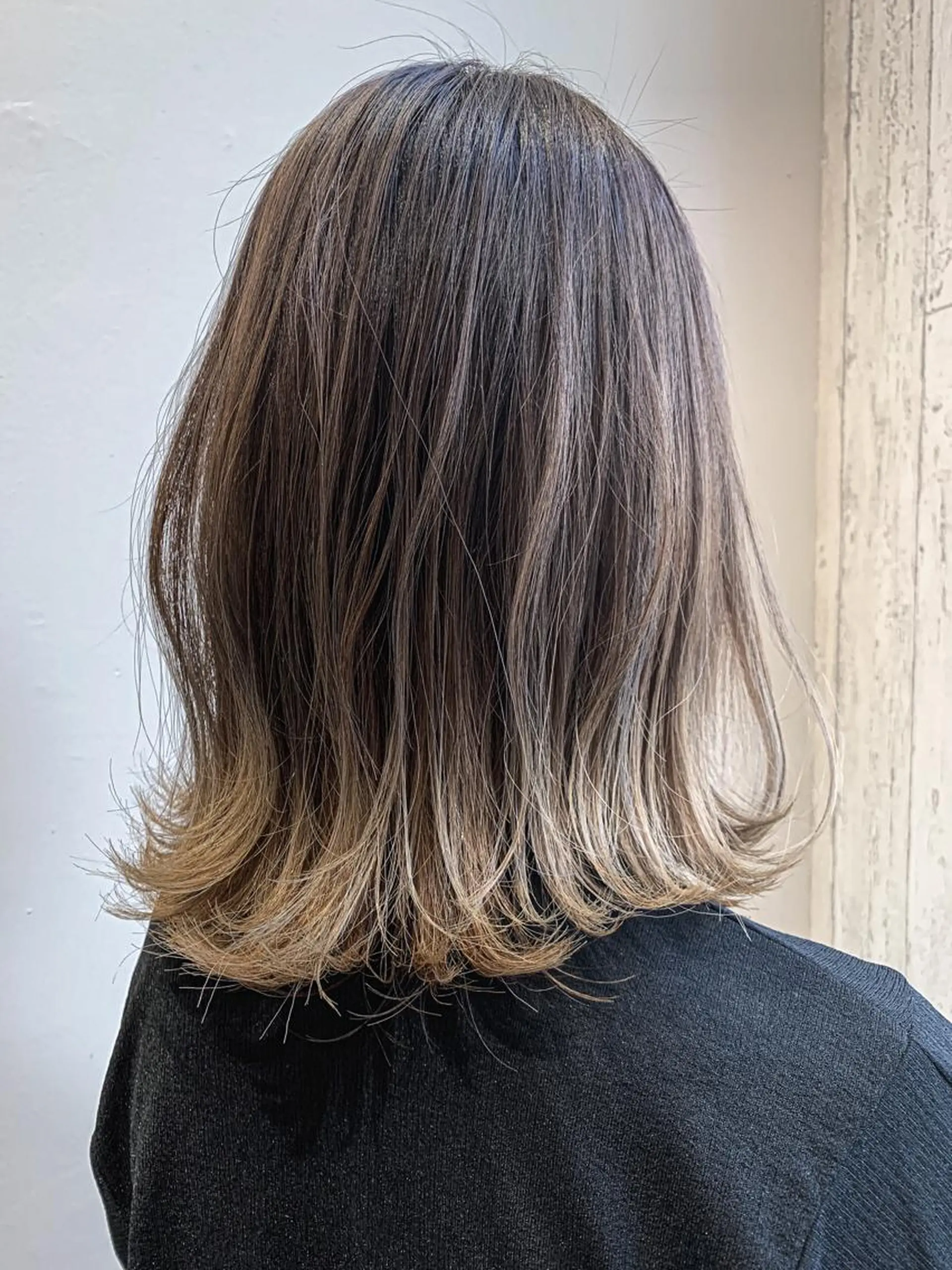 ミディアム ハルキ/ 髪質改善のヘアスタイル