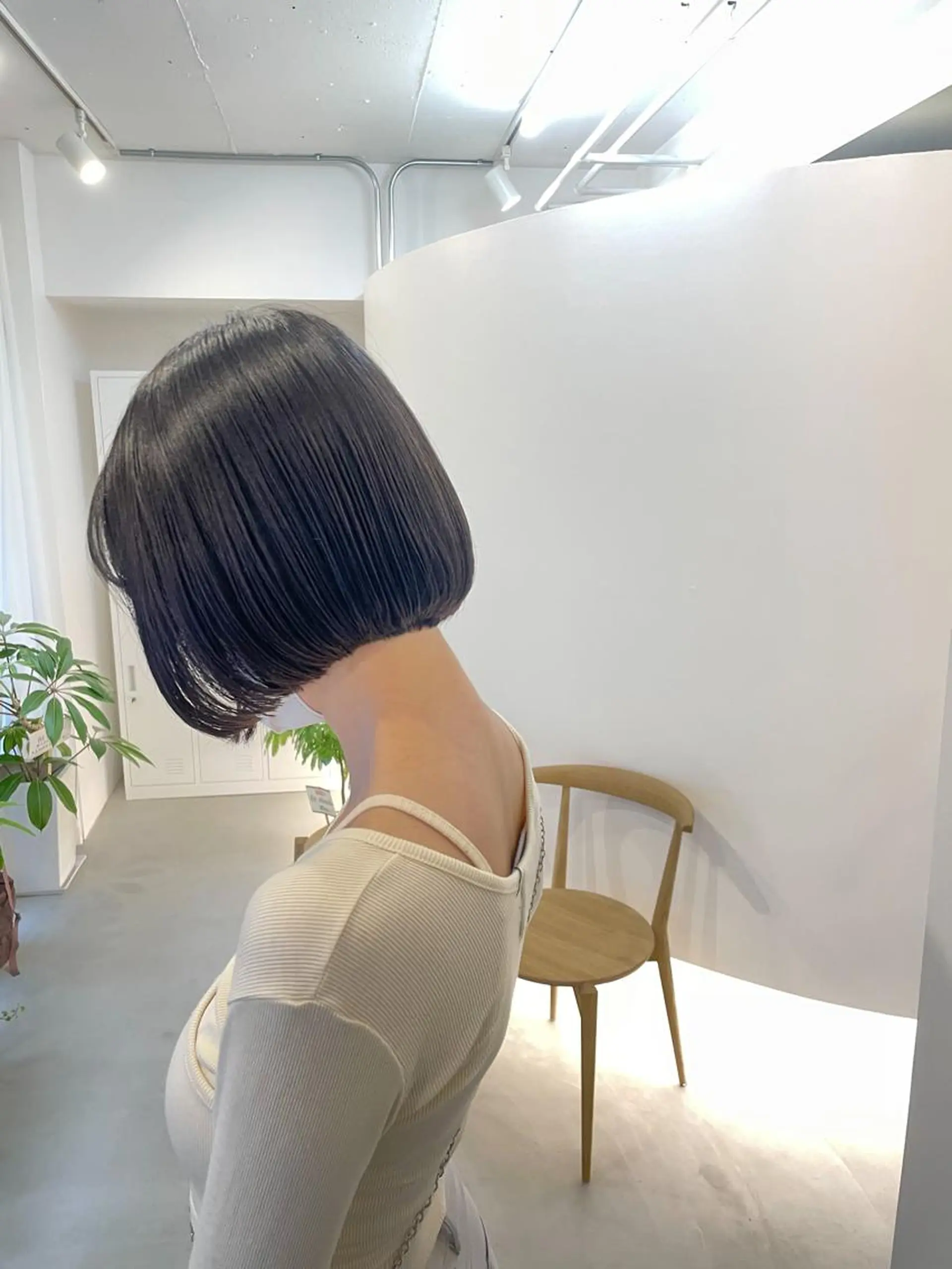 ミディアム カット トリートメント 可愛いパーマスタイル といえばISSEYのヘアスタイル