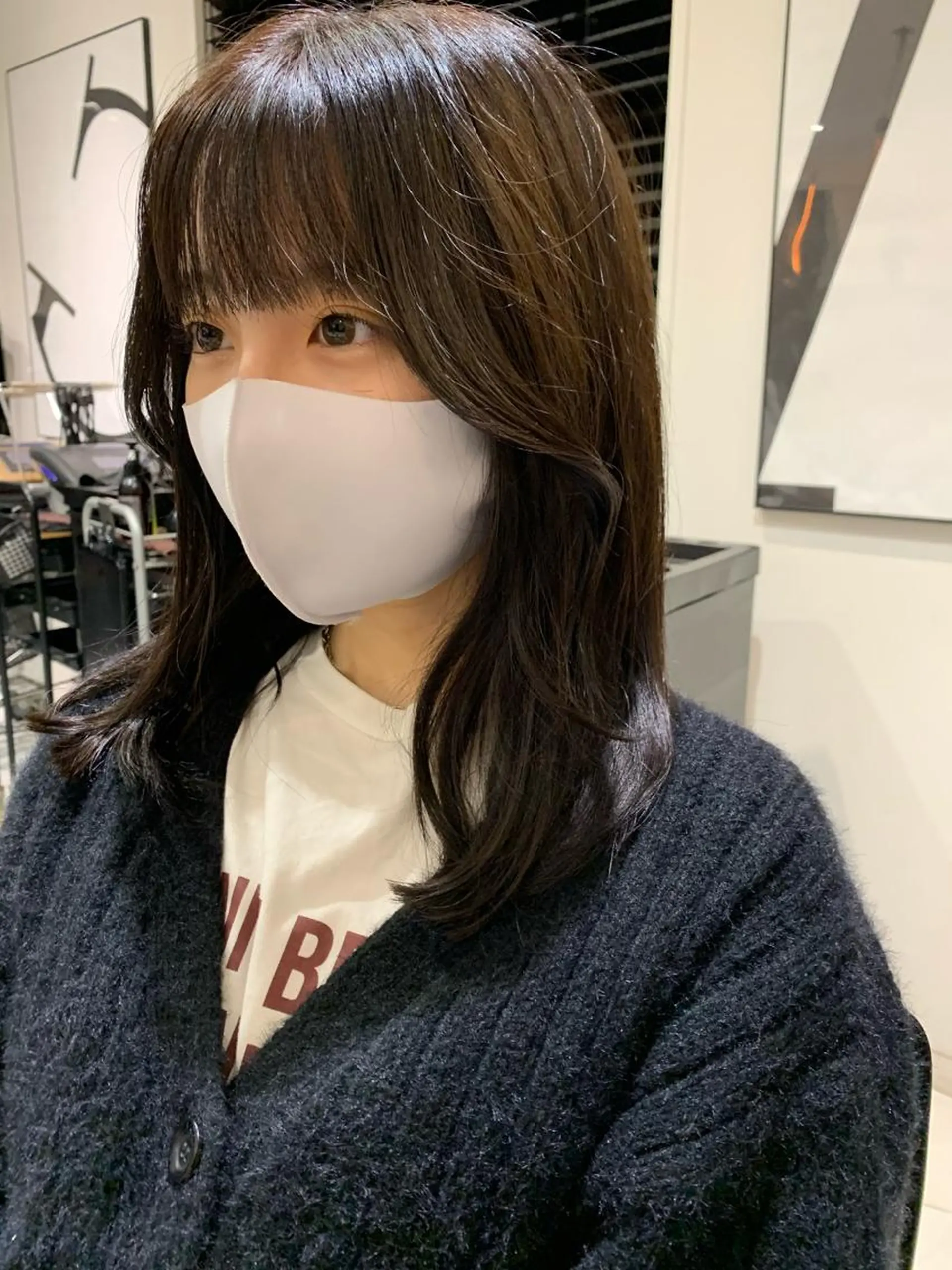 セミロング 顔周りカット TENELE所属・チバ タクミのヘアスタイル