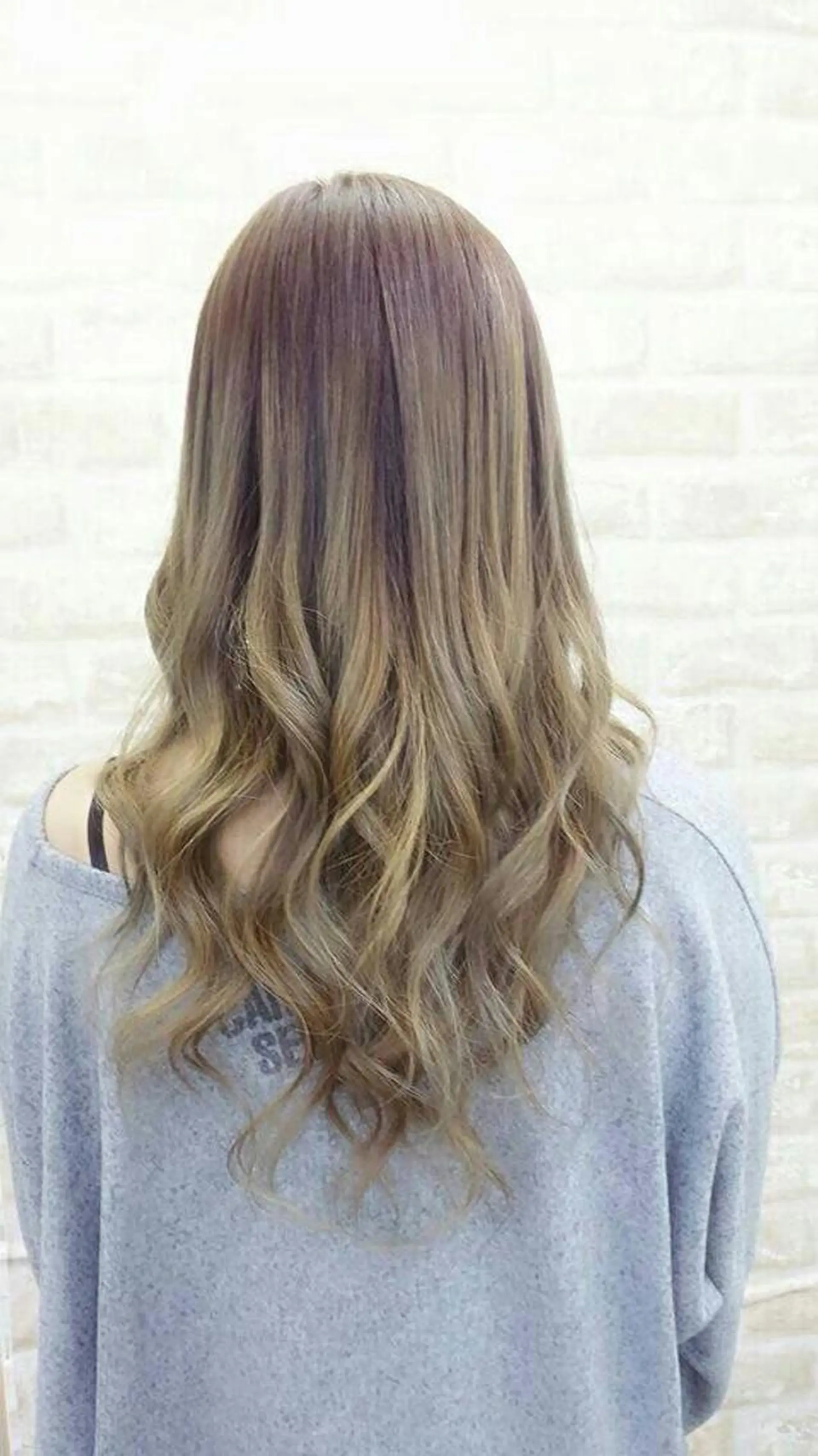セミロング ロング カラー ベージュカラー リノヘア プラス 関内店所属・レイヤー/髪質改善 /縮毛矯正/テツのヘアスタイル