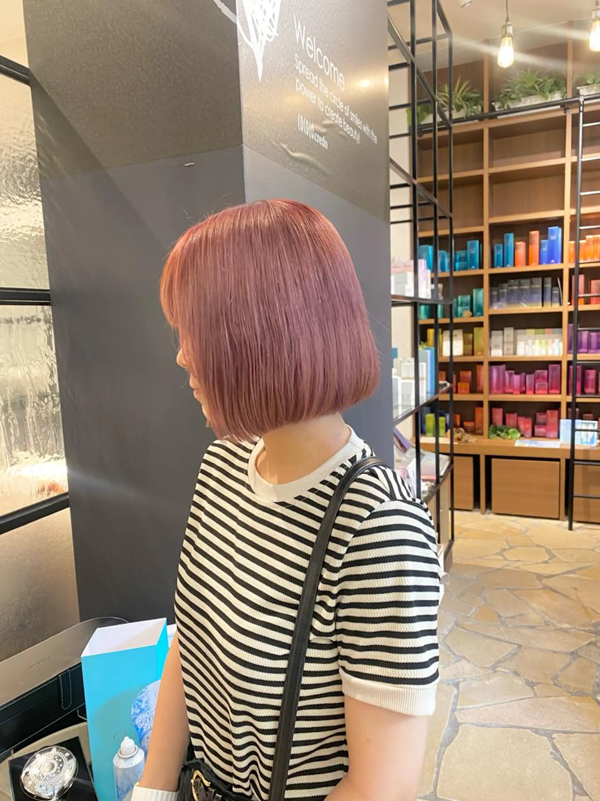 ショート COCOLOeAST所属・yumeno🫧 ハイトーン/ボブ🕊のヘアスタイル