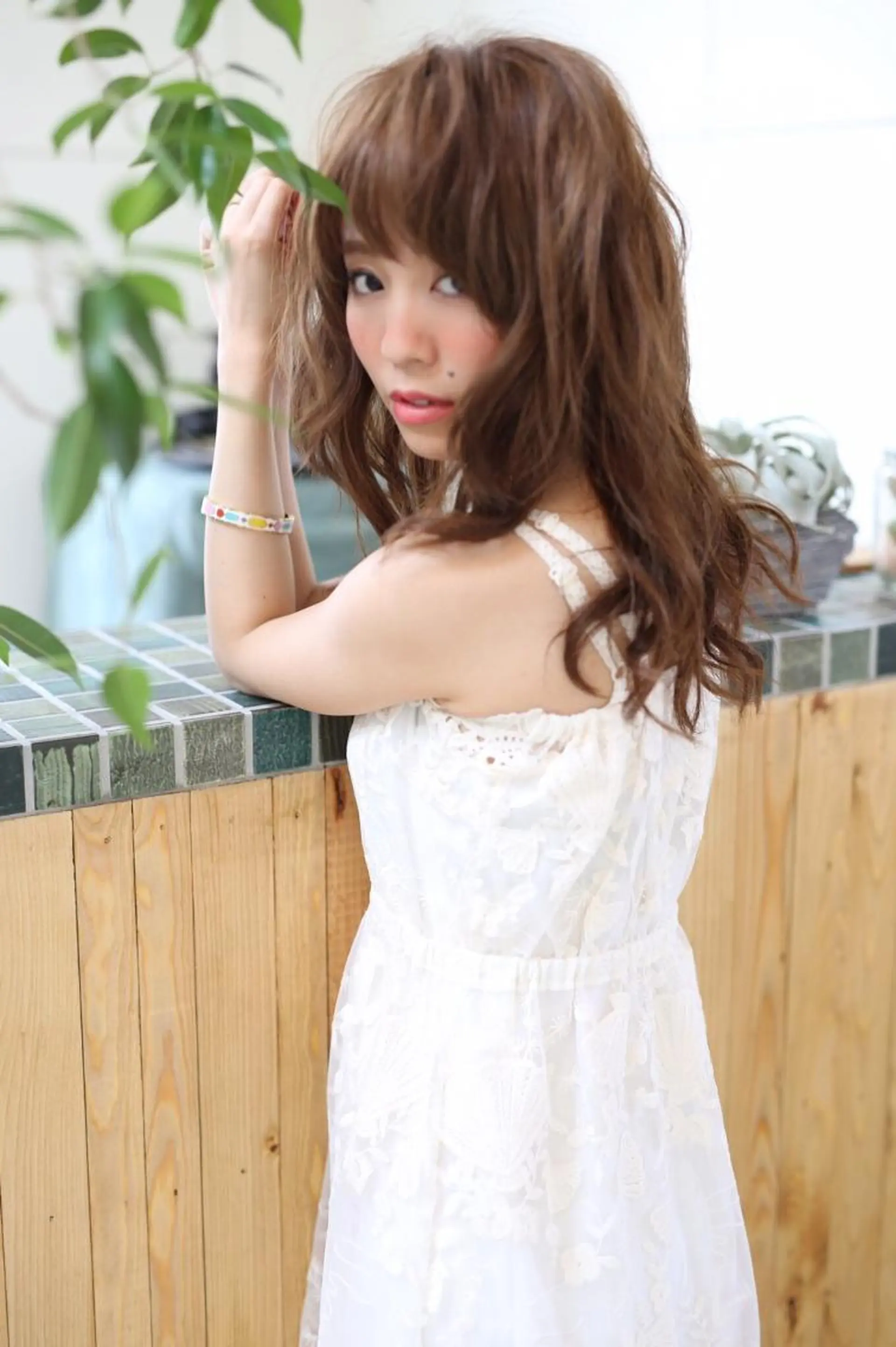 カラー due hair 京都駅前店 MILBON オージュア認定サロン【デューヘアー】所属・ハイトーンブリーチ 土坂 由志【京都】のヘアスタイル