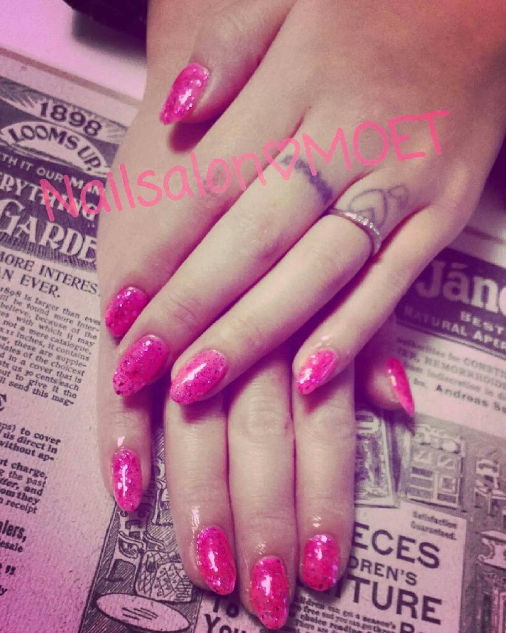 ネイル ラメ(グリッター) ピンク 齋藤 あゆみのネイルデザイン