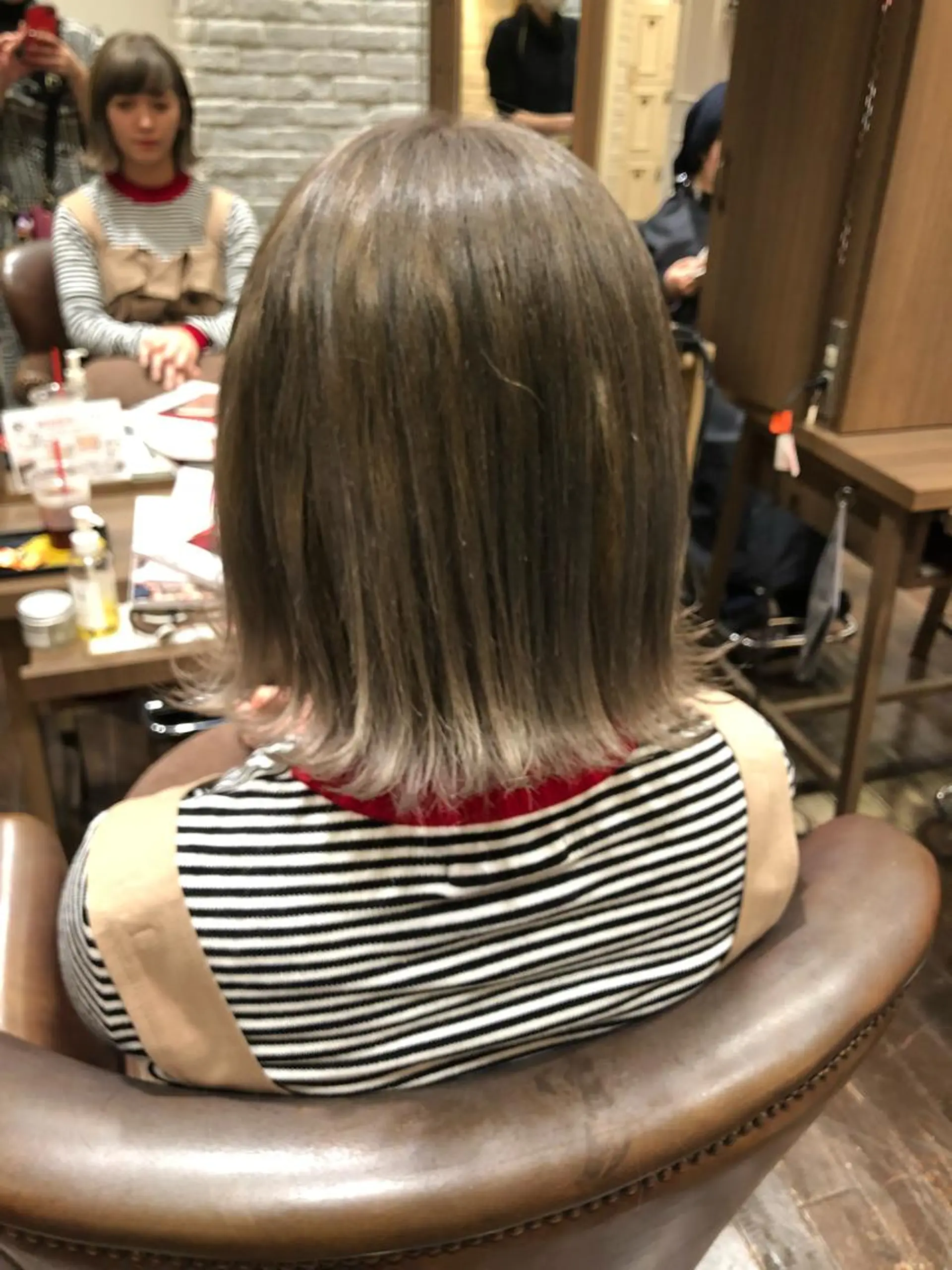 ミディアム カラー パーマ ヘアアレンジ 藤井 菜緒のヘアスタイル