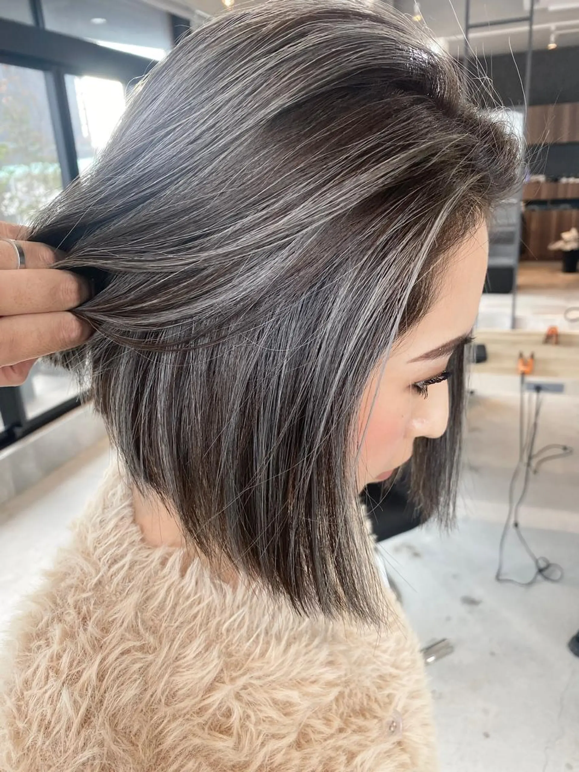 ショート カラー ヘアアレンジ ネイル マツエク・マツパ アイブロウ ハイライトカラー ハイライト ヘアカラー トリートメント 井上 一平のヘアスタイル