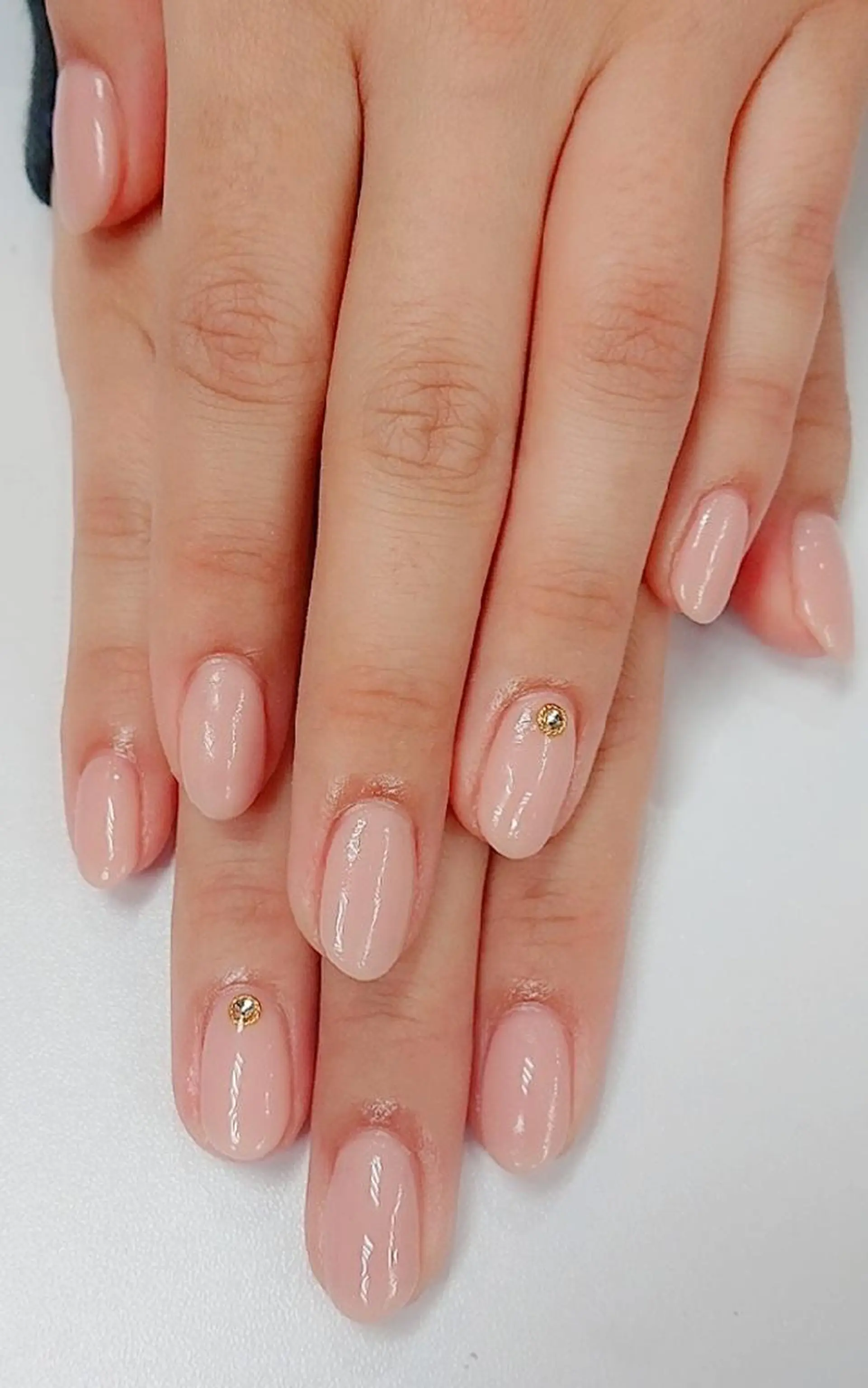 ネイル ハンドネイル 🍒当日もOK🍒 𝑳𝑼𝑵𝑨花井のネイルデザイン