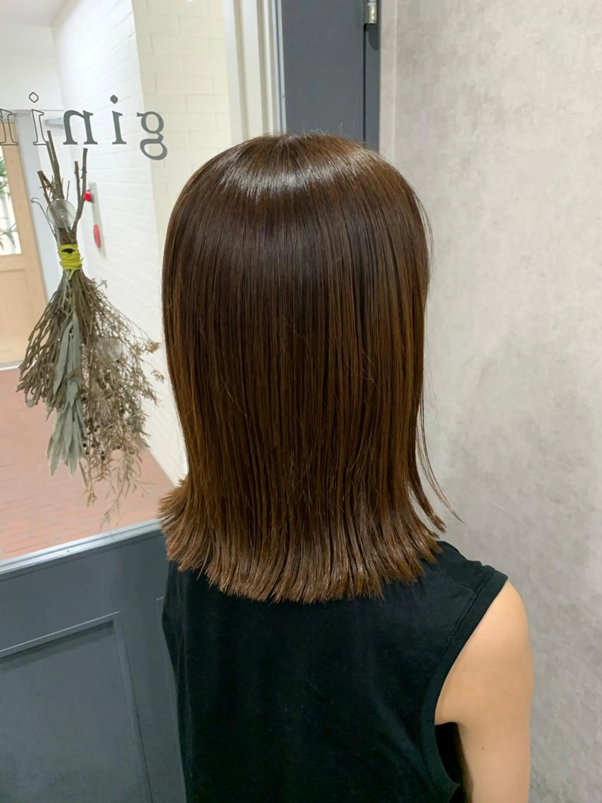 ミディアム 切りっぱなしボブ ボブ giniro所属・giniro ホソミのヘアスタイル