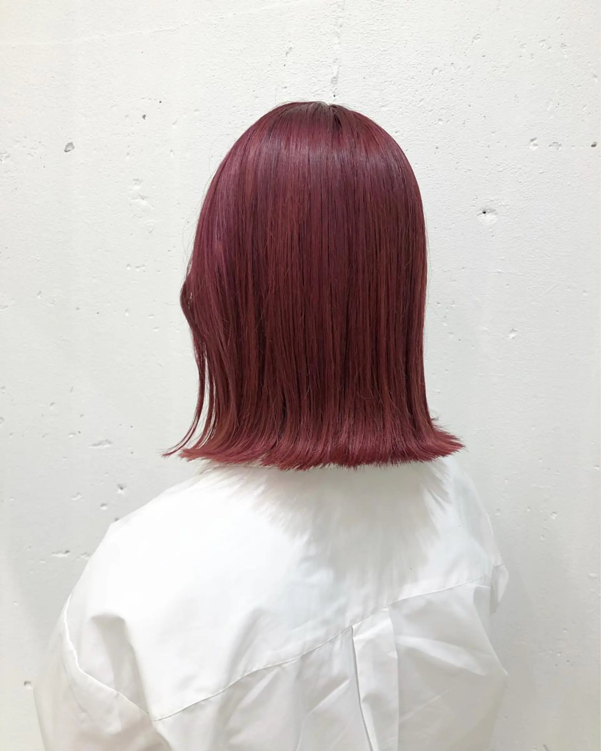 カラー ニシオカ タクヤのヘアスタイル