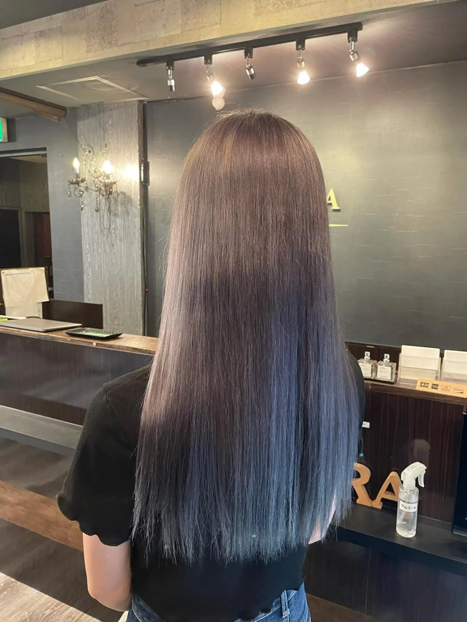 ロング KIRA✩.*˚小川 仁美のヘアスタイル