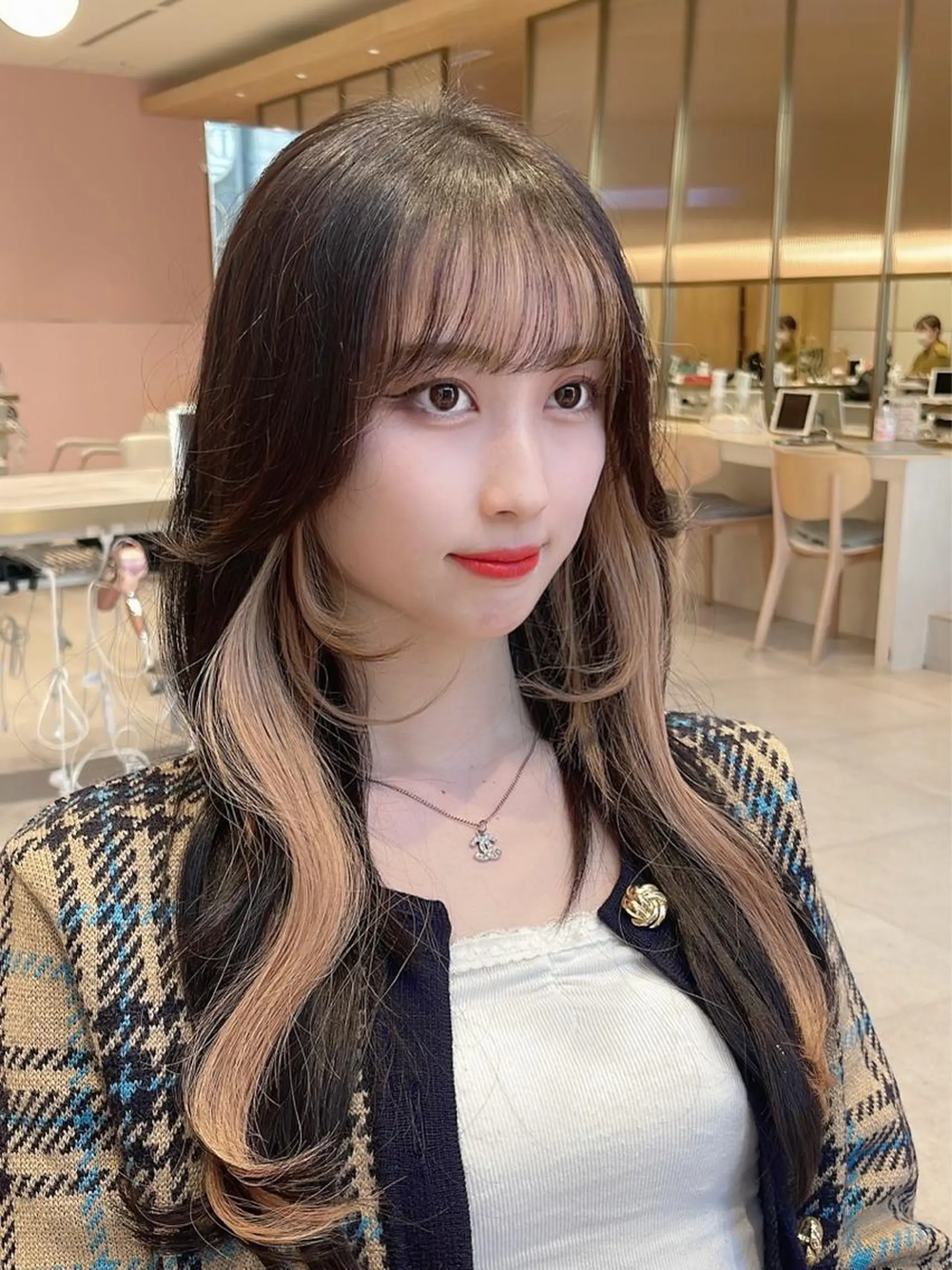 セミロング カラー アディクシーカラー ベージュカラー 透明感カラー イヤリングカラー グレージュ 顔周り特化/韓国ヘア /レイヤー/吉野幸大のヘアスタイル