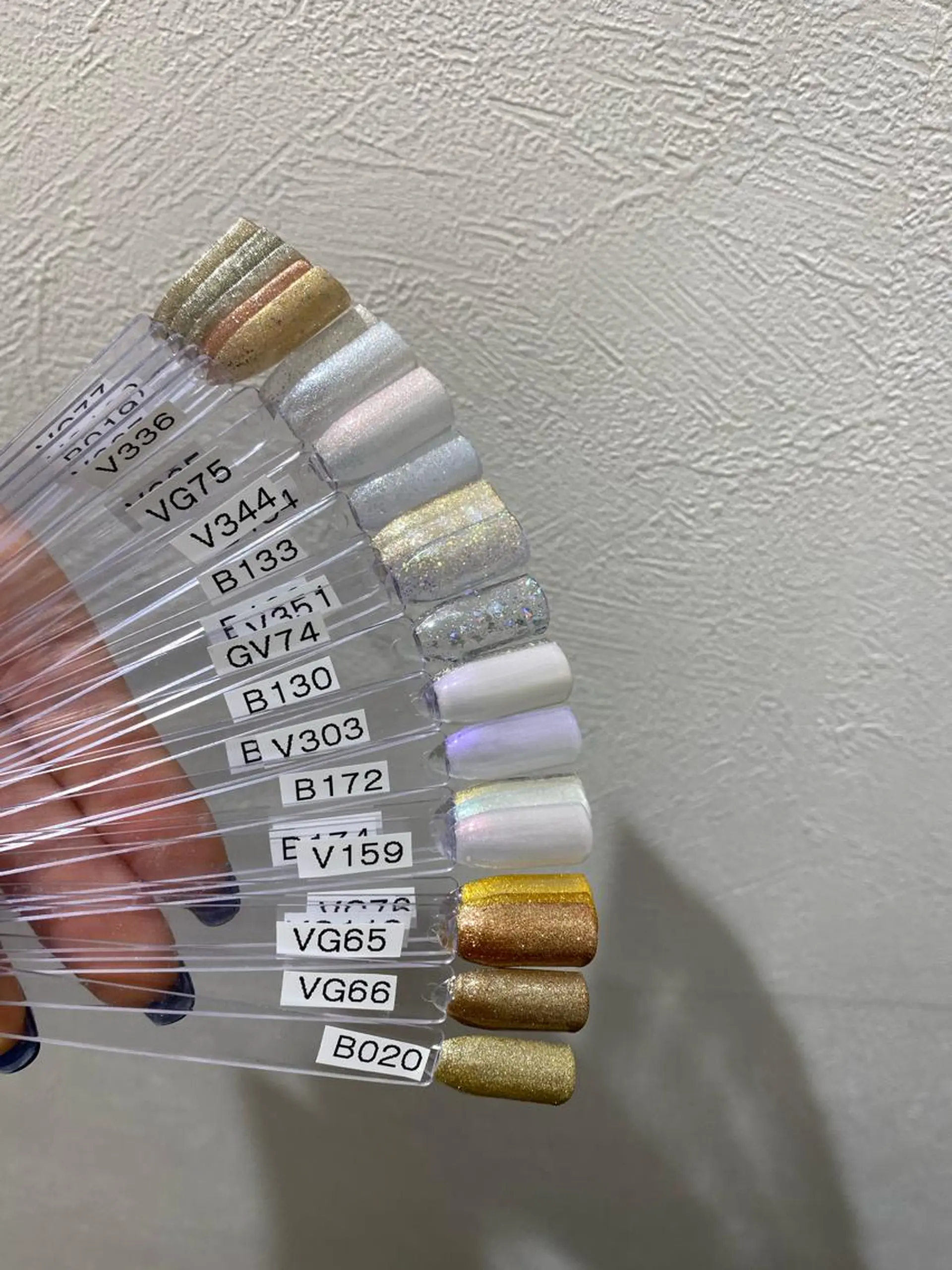 ネイル ラメ(グリッター) noir（ﾉｱｰﾙ） 豊田・岡崎￤airiのネイルデザイン