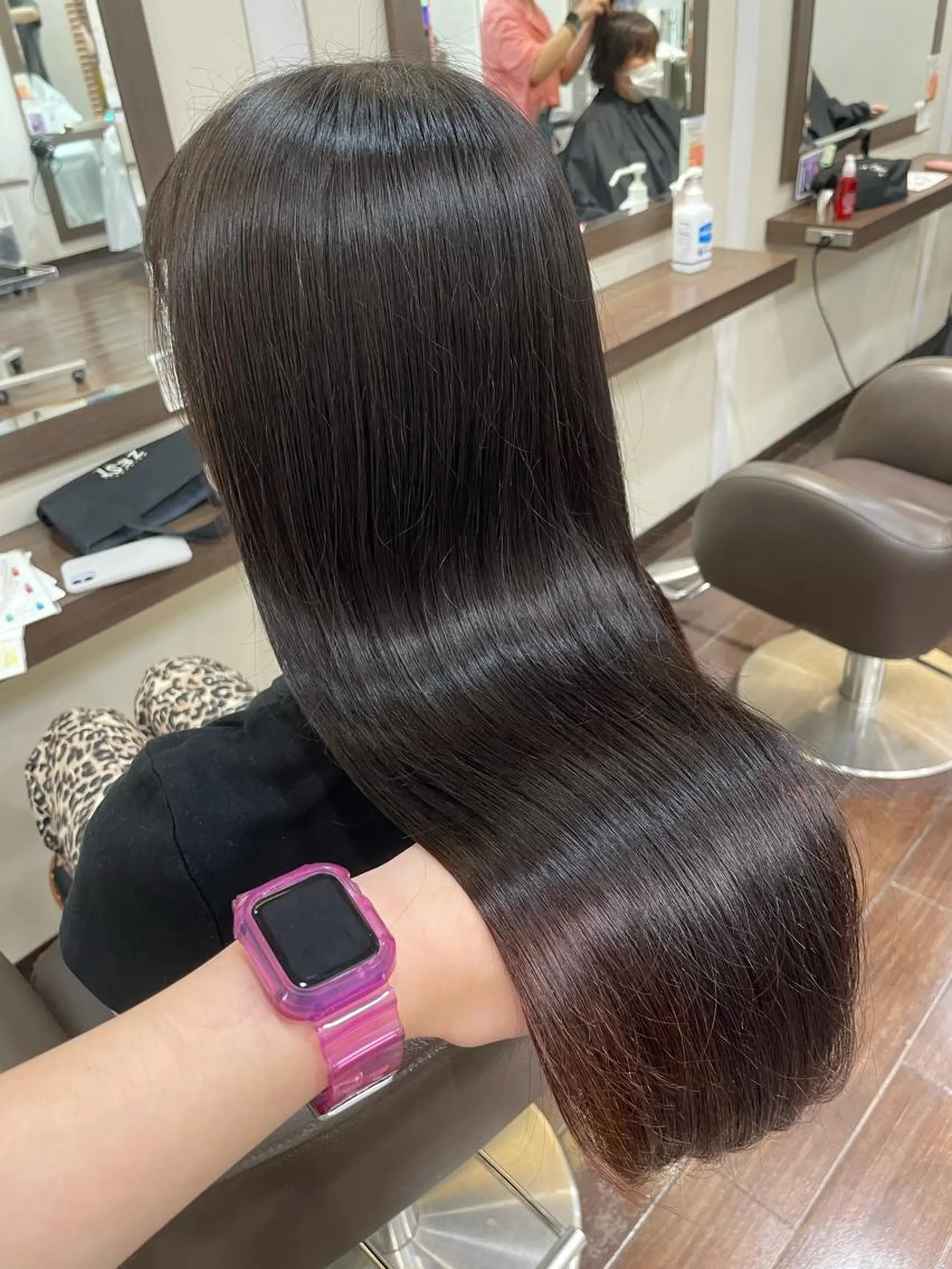 ロング 髪質改善 トリートメント 個性派ネイル 🌼 ハルカ ♡のマツエク・マツパデザイン