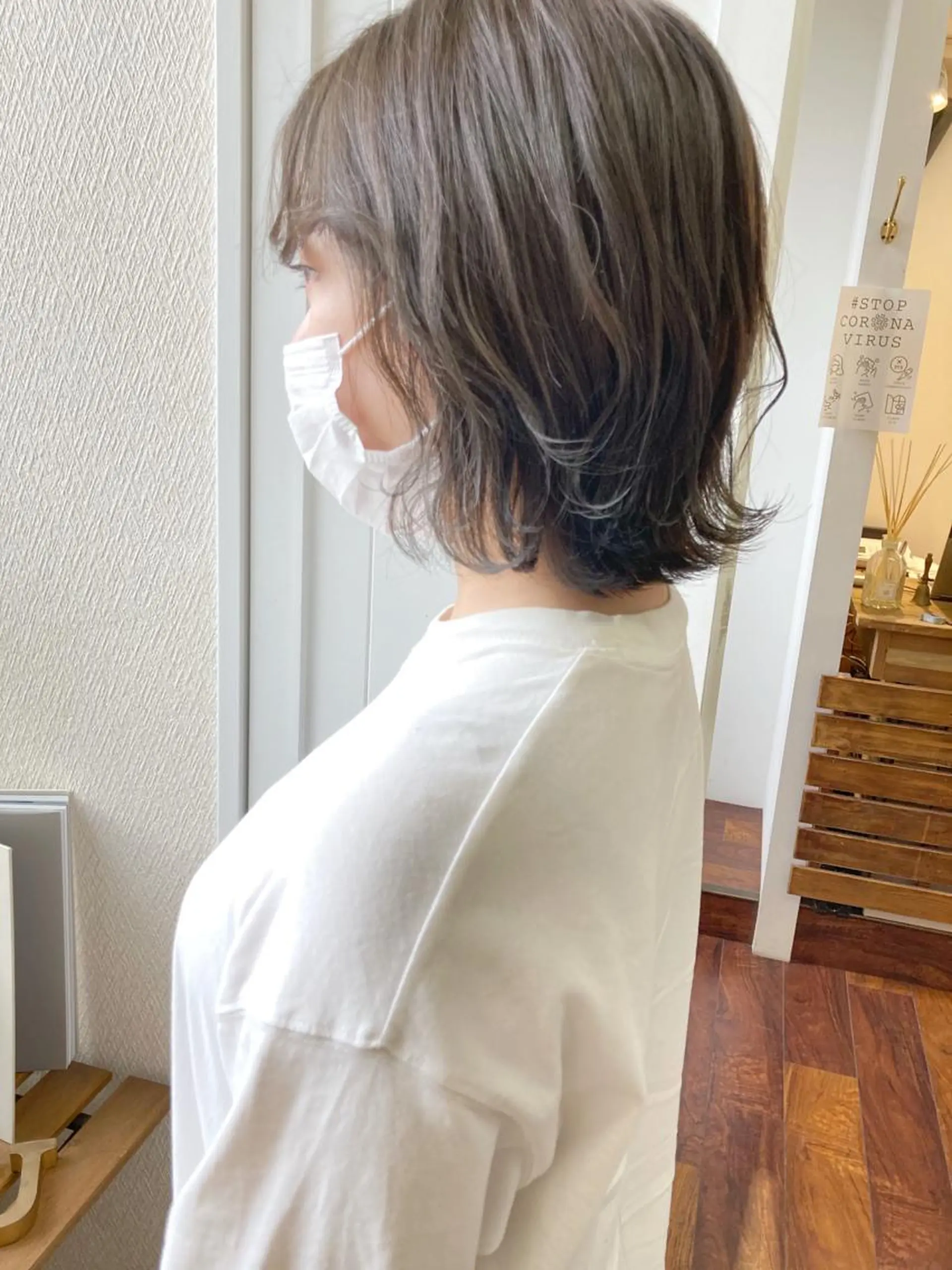 ミディアム カラー ブリーチ ボブ 卒業式のヘアスタイル レイヤーカット 小木曽智美 /ボブ/ショートのヘアスタイル