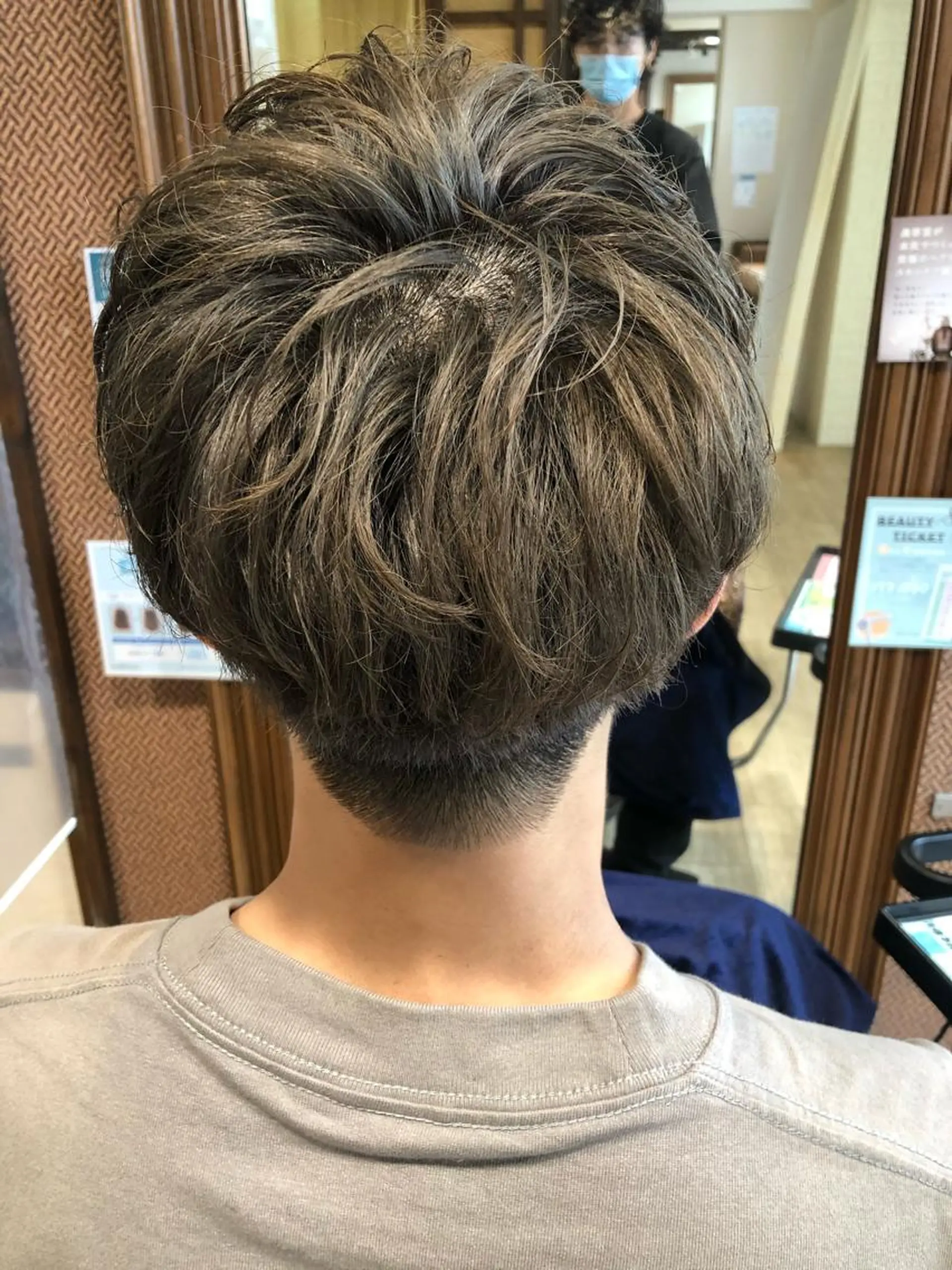 ショート カラー メンズ パーマ/ハイトーン スパイキー/神田正紀のヘアスタイル