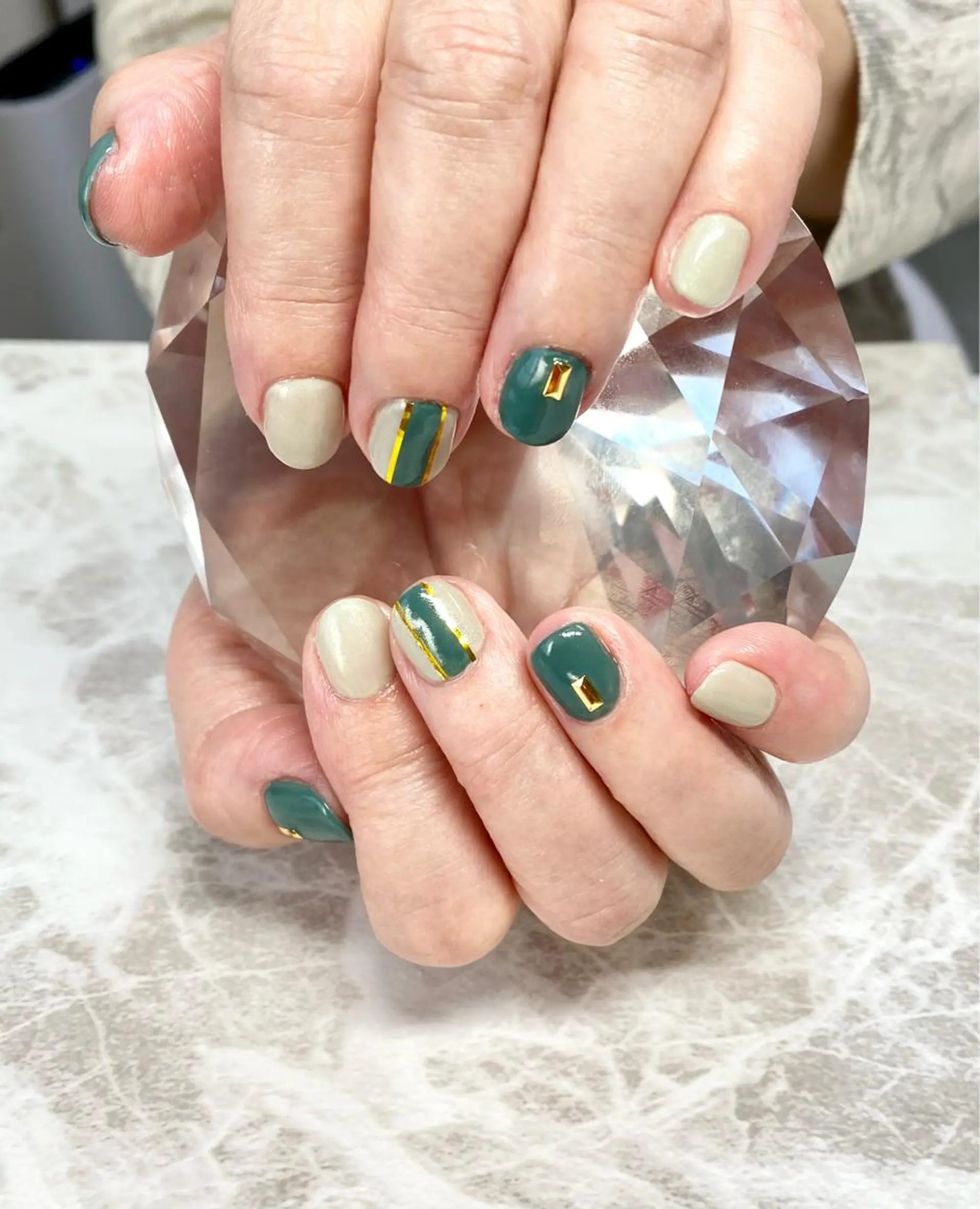 ネイル ハンドネイル ゆぴねいる所属・ゆぴねいる yupinailのネイルデザイン