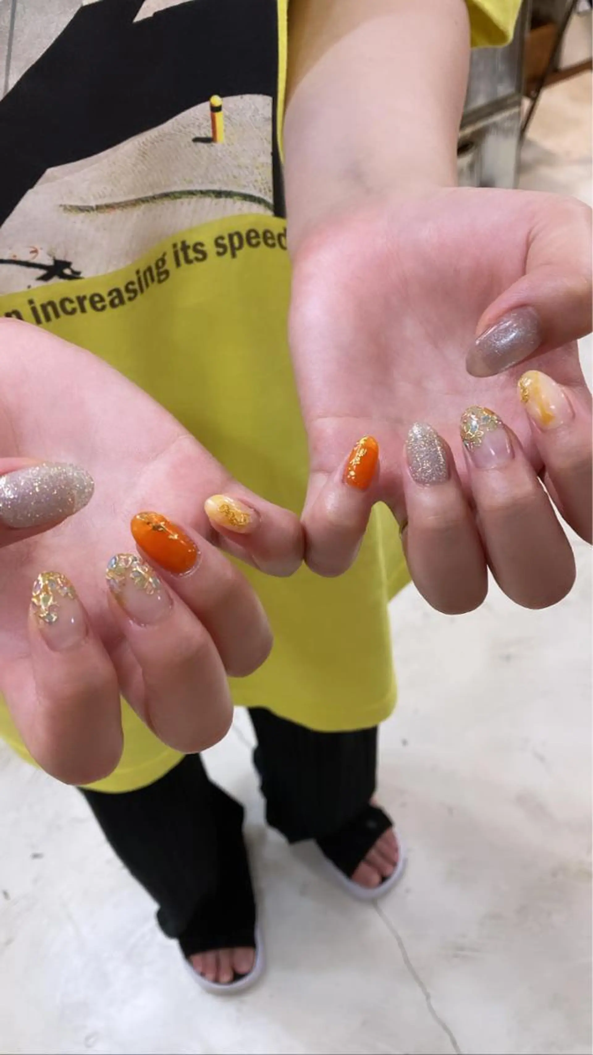 ネイル nailsalon　hue所属・小山 羽奈のネイルデザイン