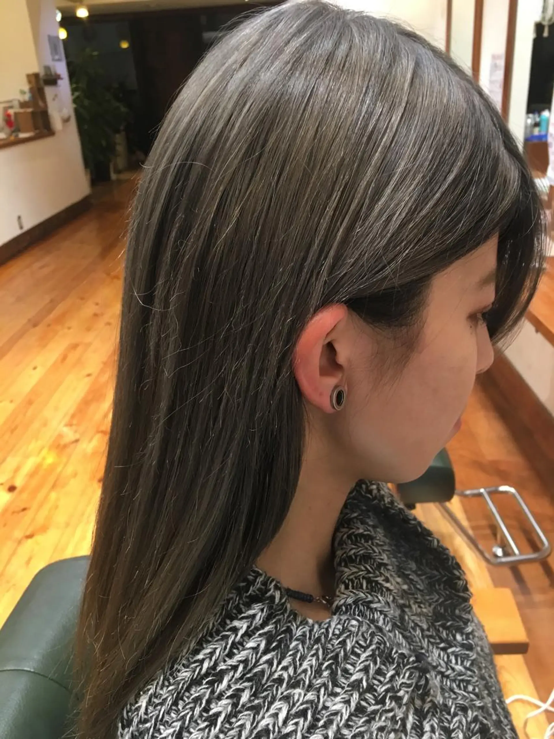 ショート ミディアム セミロング ロング カラー アッシュ ダブルカラー シルバー シルバーアッシュ カットが得意 🫧ショートボブ🫧のヘアスタイル