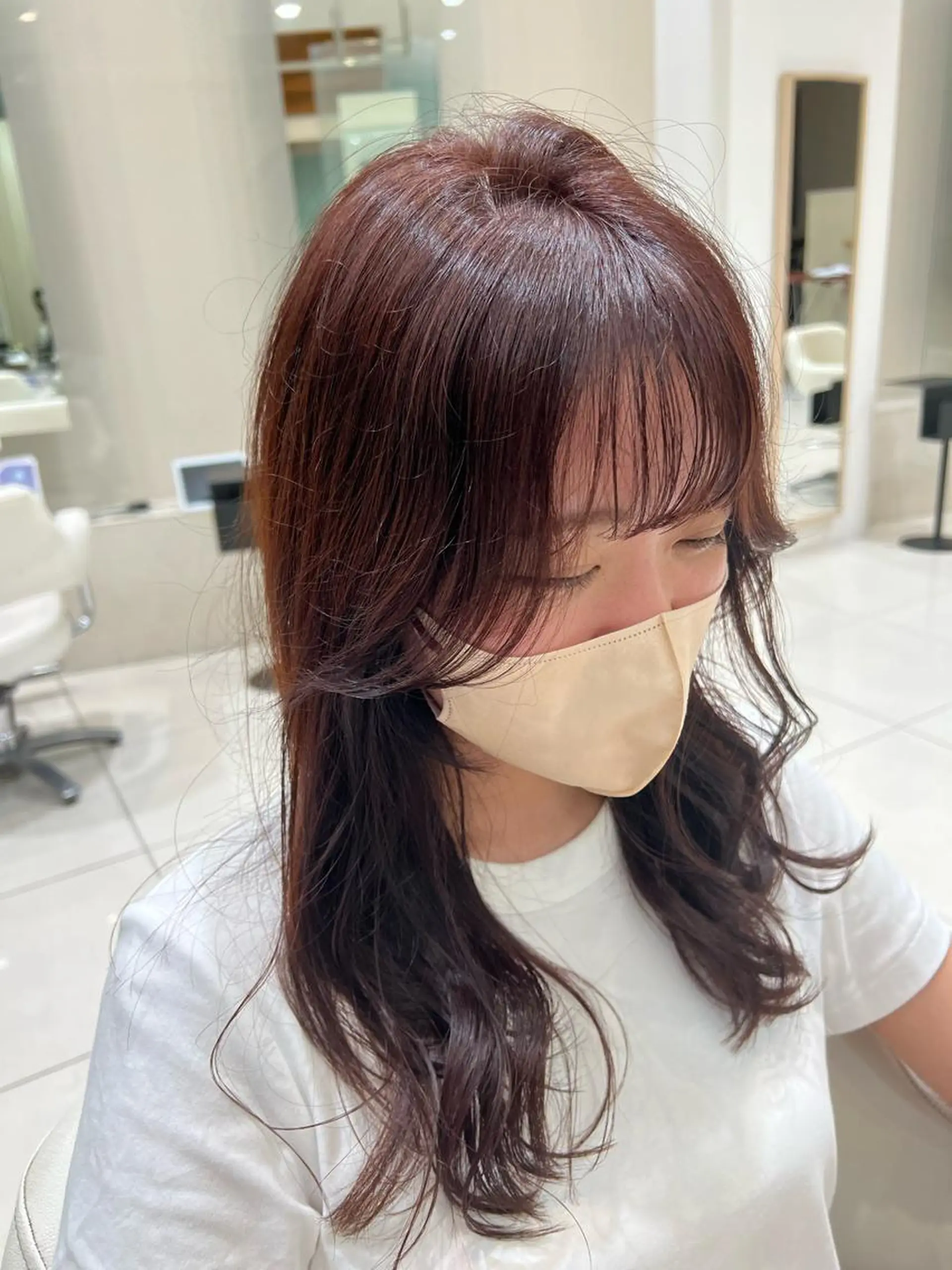 ロング ☃️顔周りレイヤー グレージュSHUTOのヘアスタイル