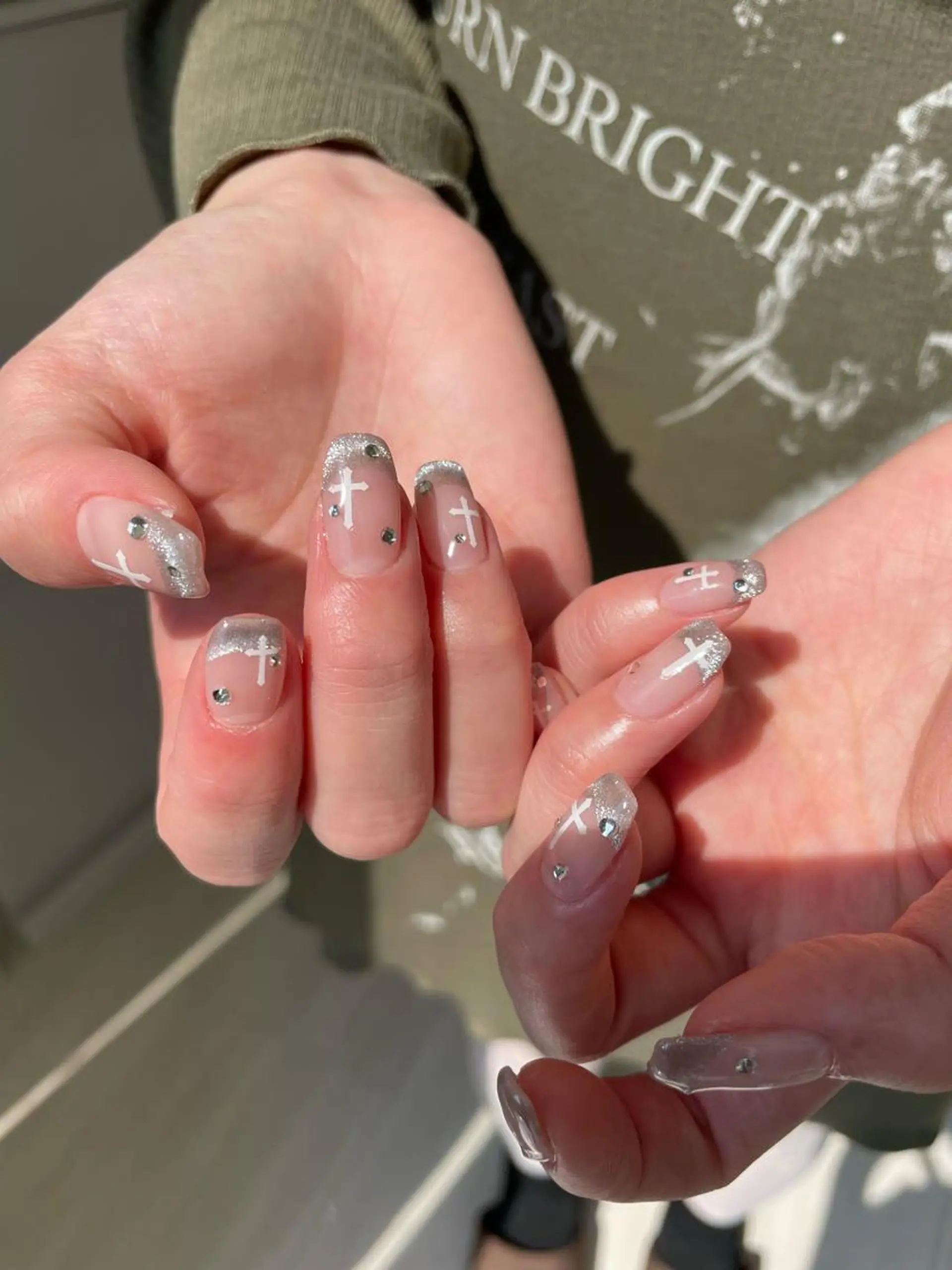 ネイル 持ち込み ハンドネイル Hisaka Mikiのネイルデザイン