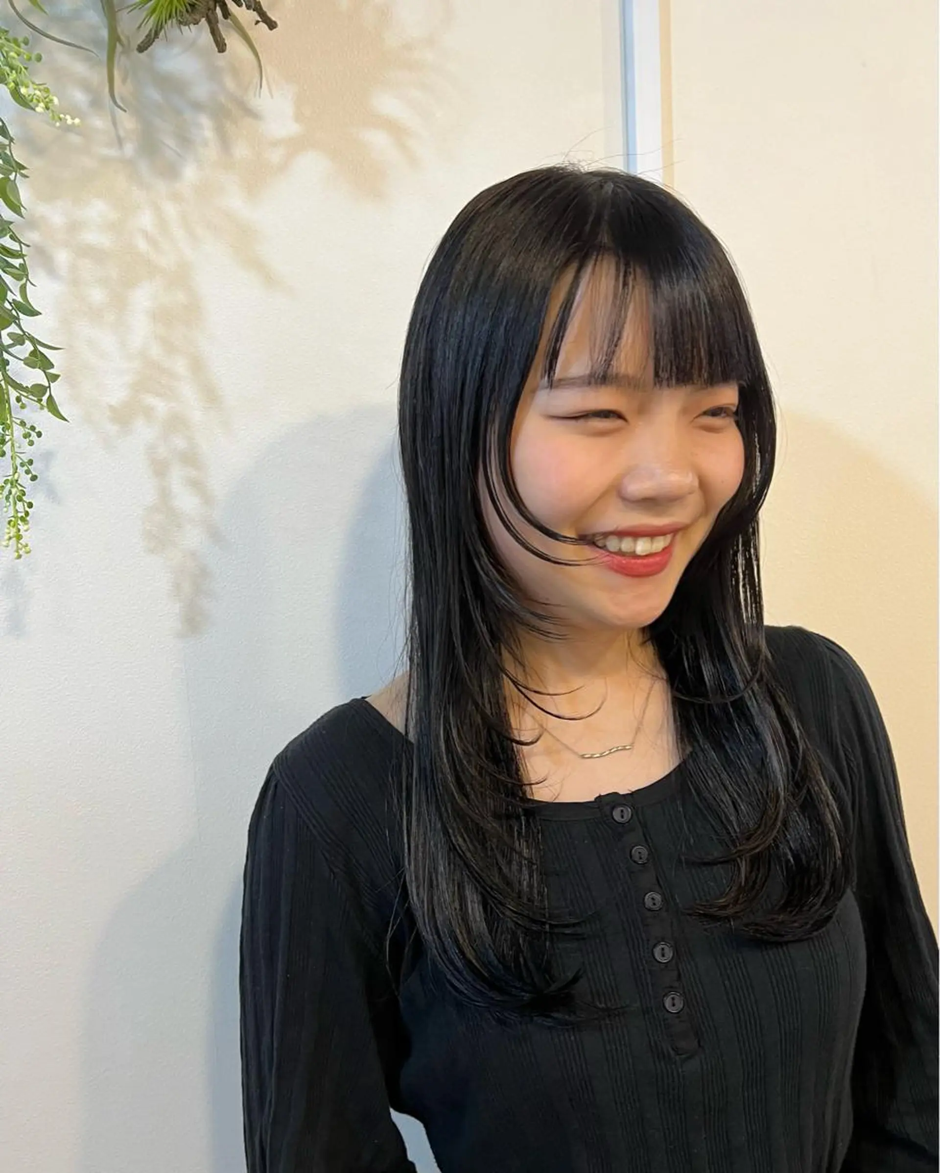 ロング 顔まわりレイヤー 顔周りカット レイヤーカット Sherry/R 三川町 ayakaのヘアスタイル