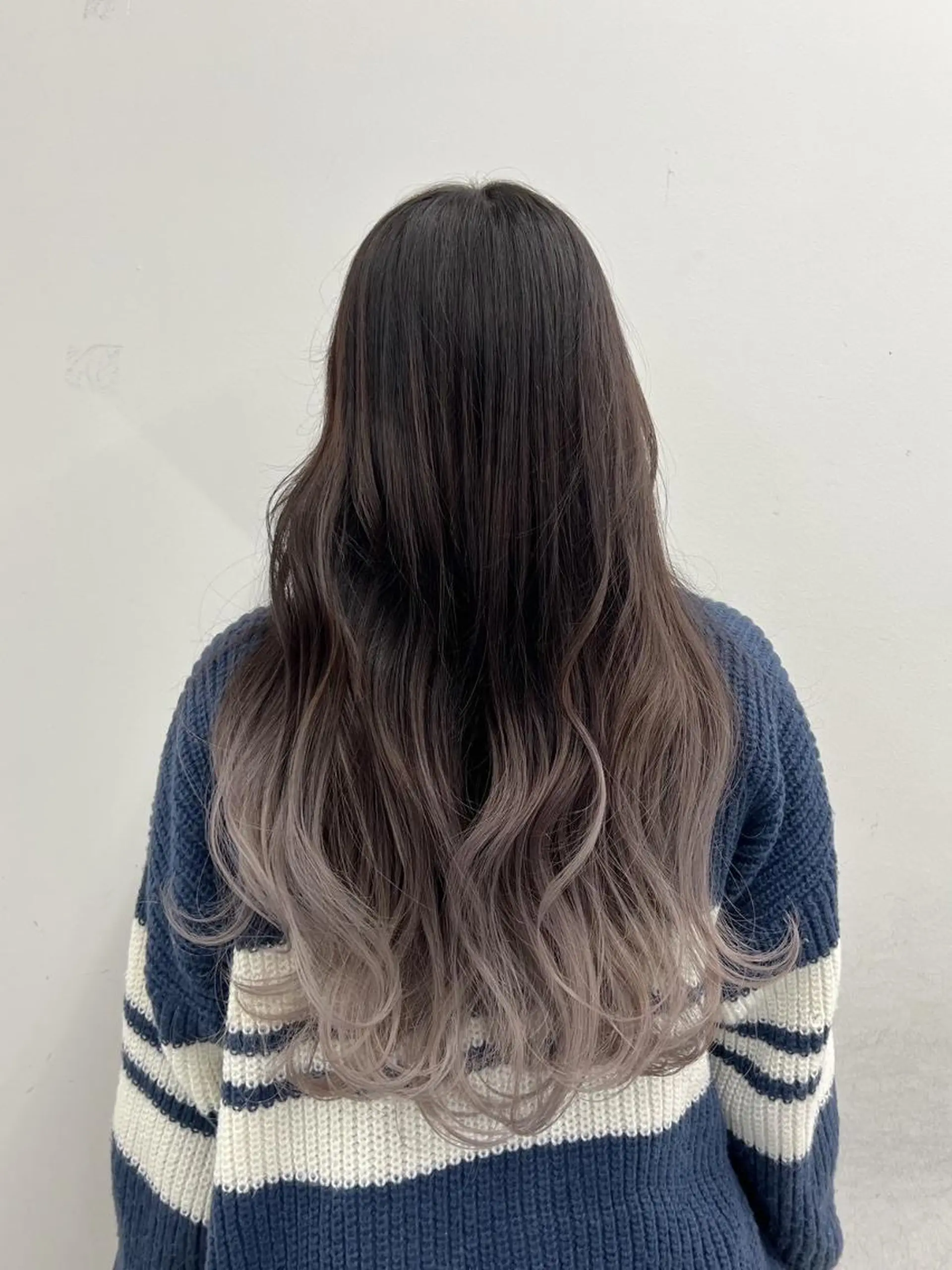 カラー ロング アディクシーカラー アッシュ ブルーカラー ダークアッシュ グレージュ 【公式】amble luxe池袋東口🩷のヘアスタイル