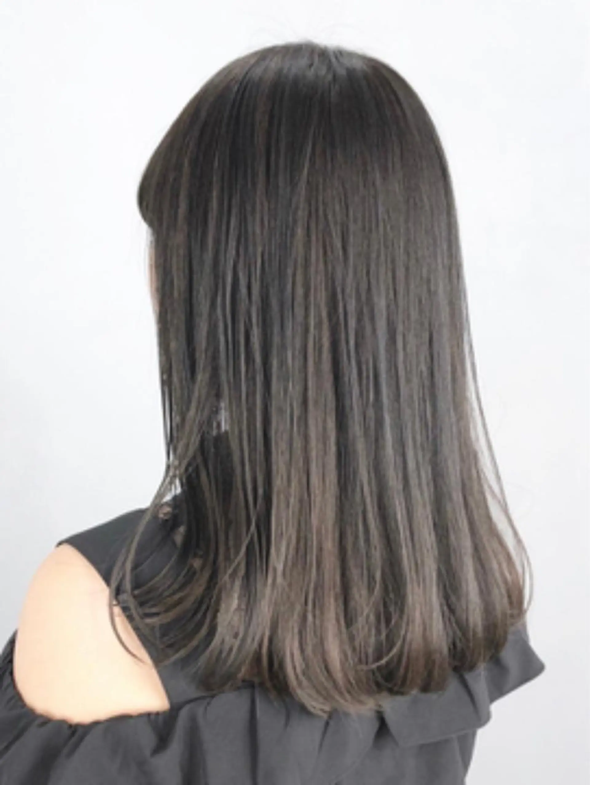 セミロング カット ヘアカラー トリートメント ヘアセット 💛髪質改善/透明感 カラー🧡reikaのヘアスタイル