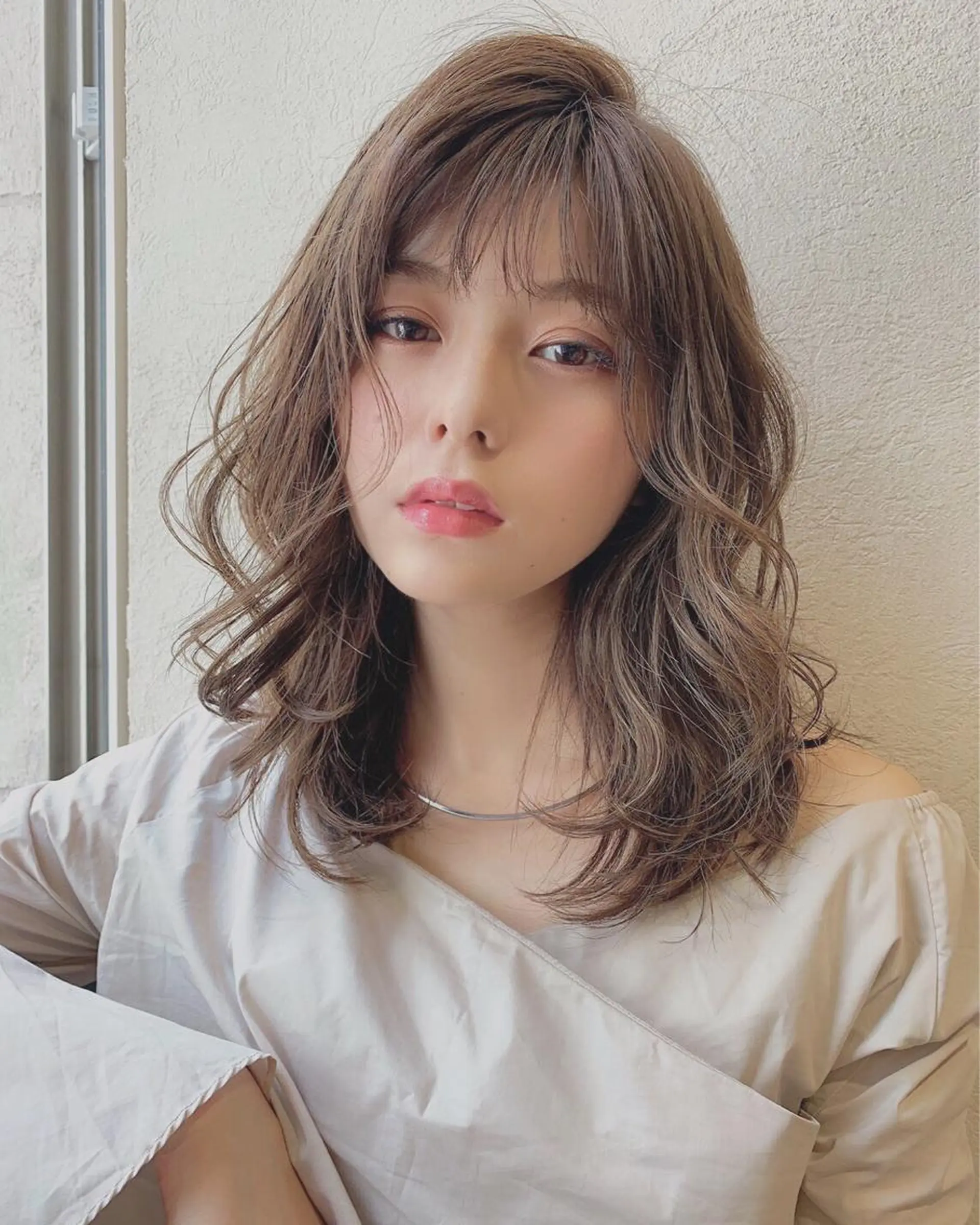 ミディアム カラー ヘアアレンジ マツエク・マツパ ベージュカラー ブラウンカラー ブラウンベージュ カラーマツエク レイヤーカット カット ヘアカラー トリートメント Noah's　Ark所属・透明感カラー🫧ヘア セット🫧松本菜月の眉毛・アイブロウイメージ