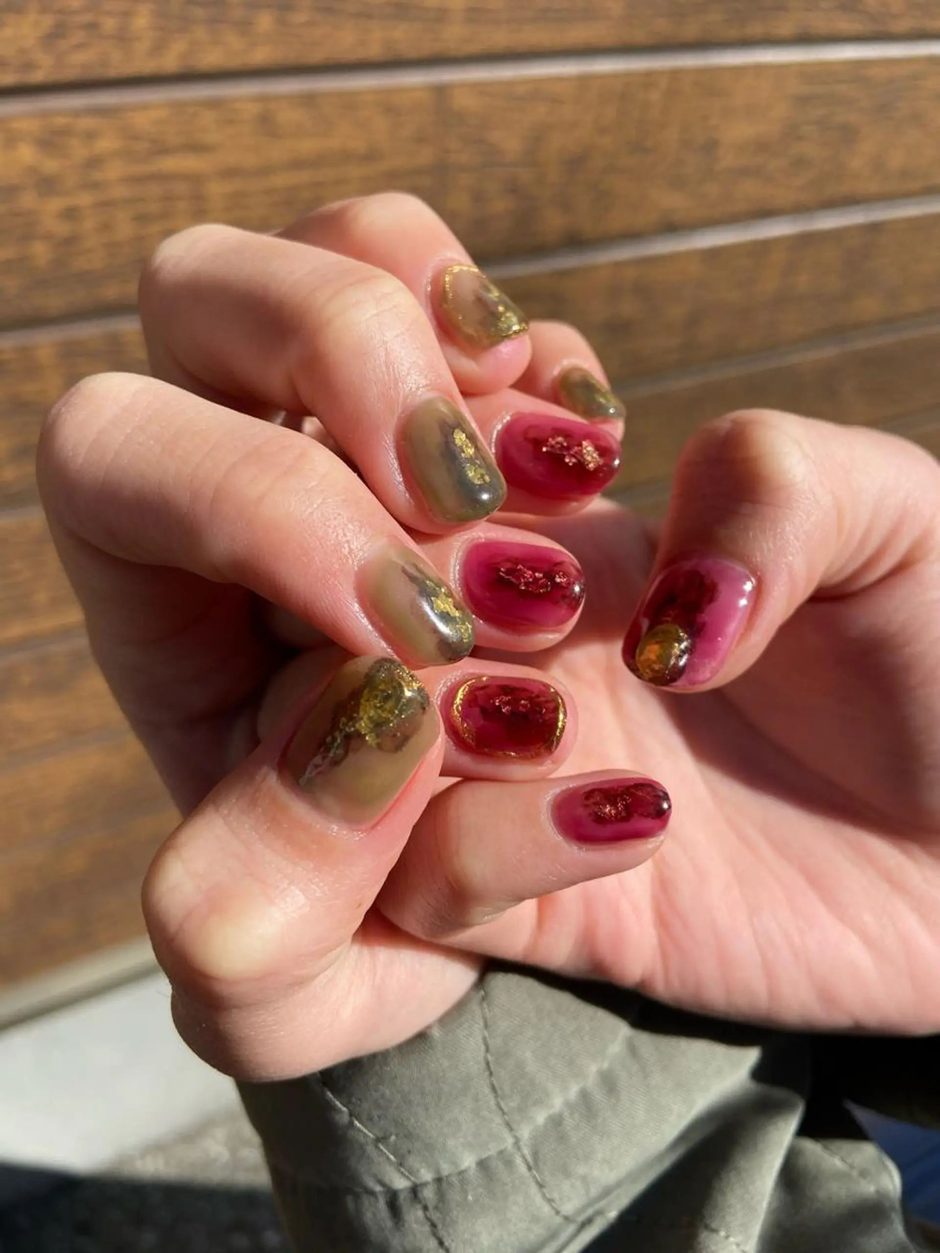 ネイル アートネイル 韓国ネイル ミラーネイル ニュアンスネイル . unffのネイルデザイン