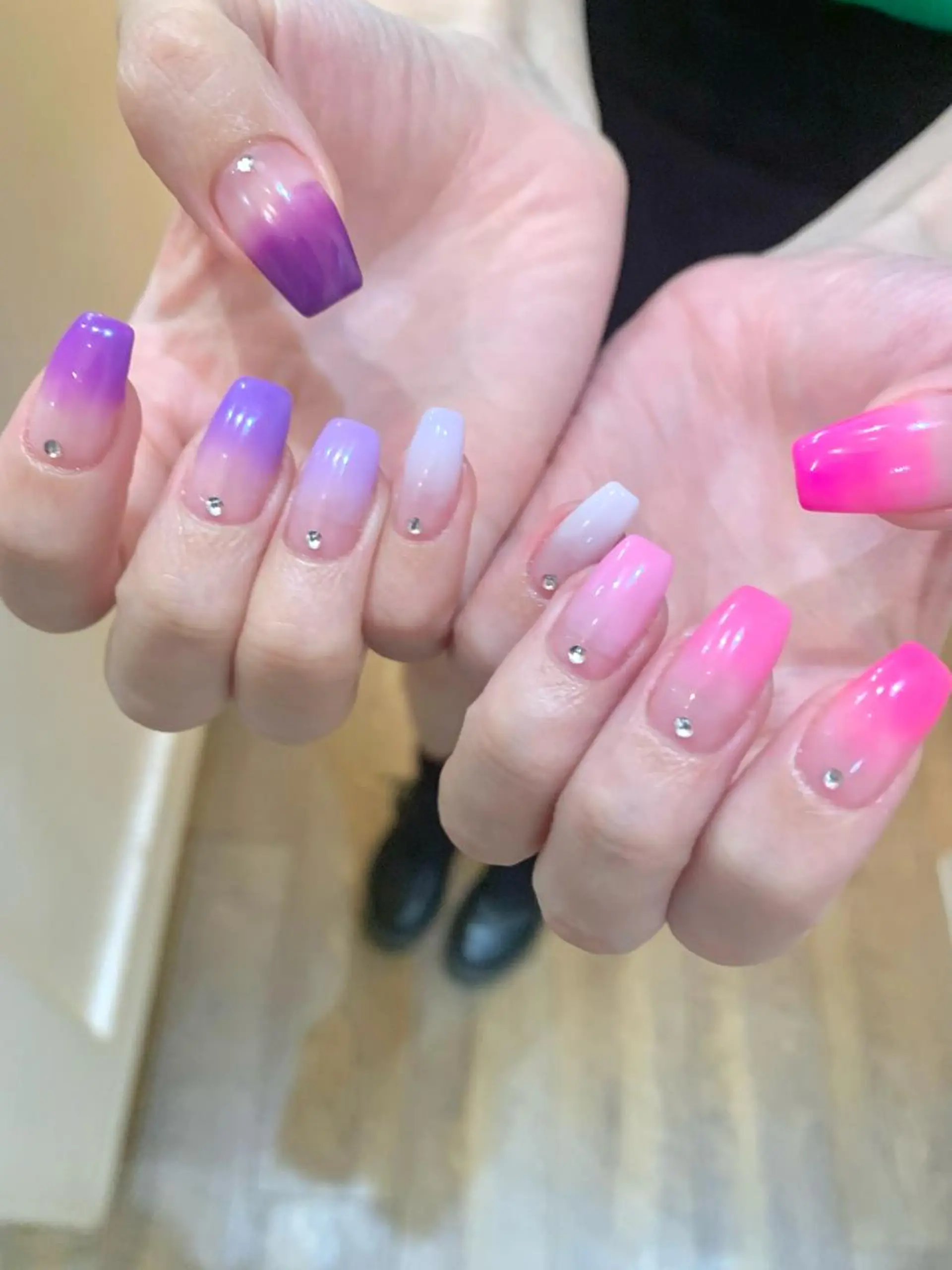 ネイル Threee所属・Threee. Misakiのネイルデザイン